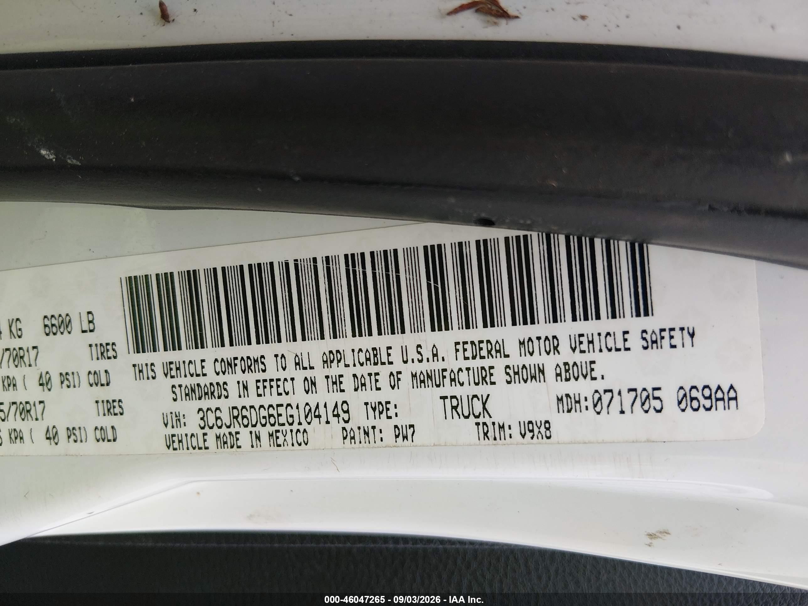 2014 Ram 1500 Tradesman White vin: 3C6JR6DG6EG104149