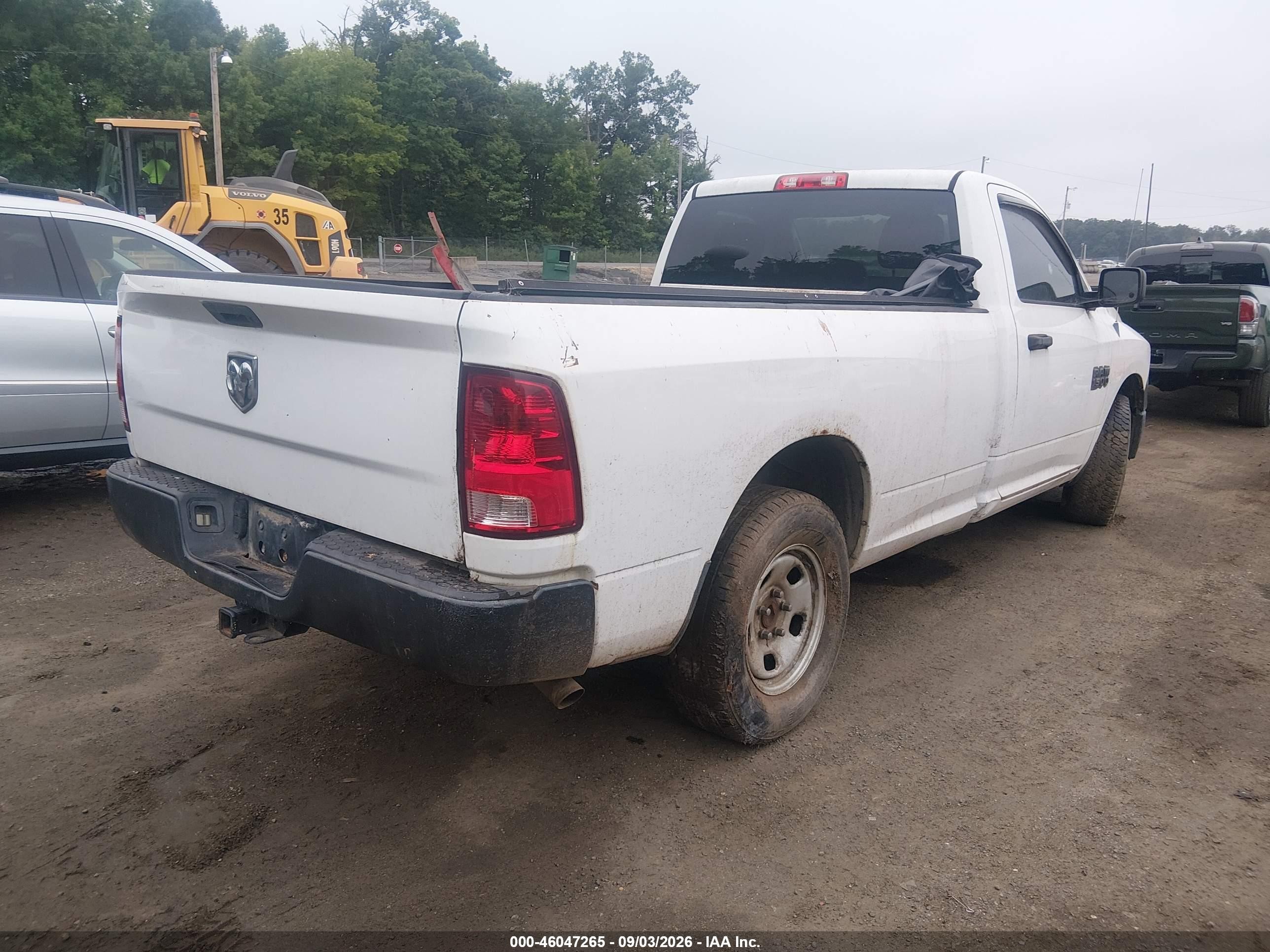 2014 Ram 1500 Tradesman White vin: 3C6JR6DG6EG104149