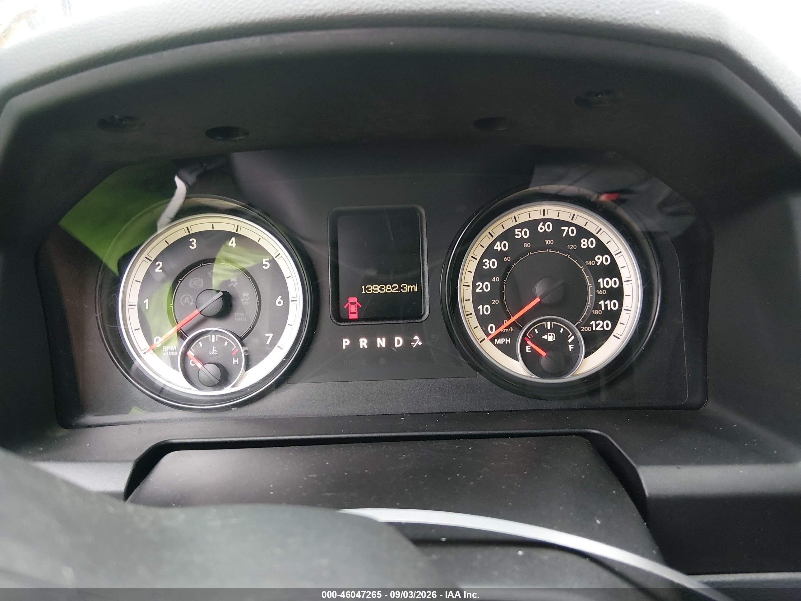 2014 Ram 1500 Tradesman White vin: 3C6JR6DG6EG104149