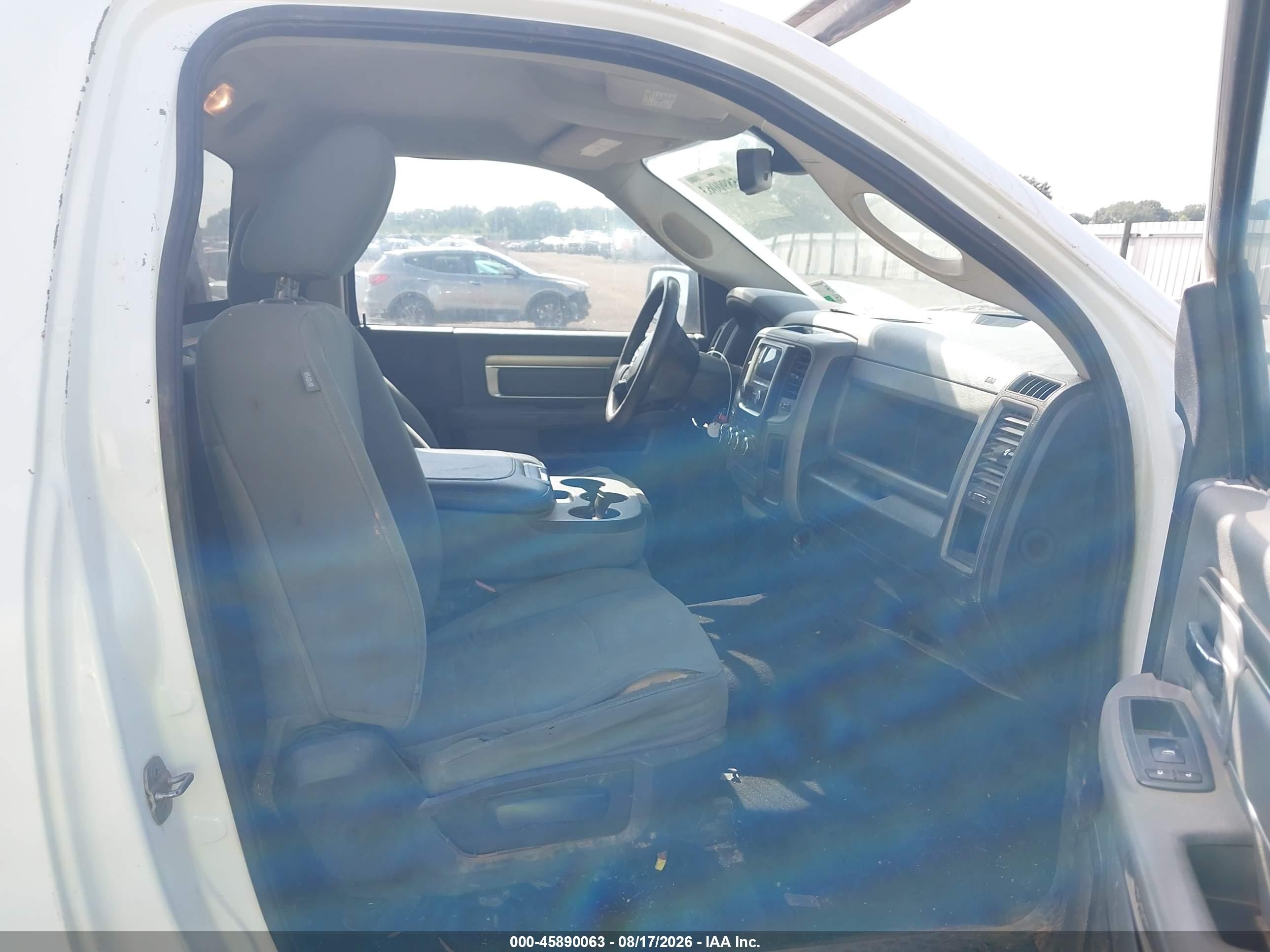 2014 Ram 1500 Tradesman Белый vin: 3C6JR6DG7EG185033