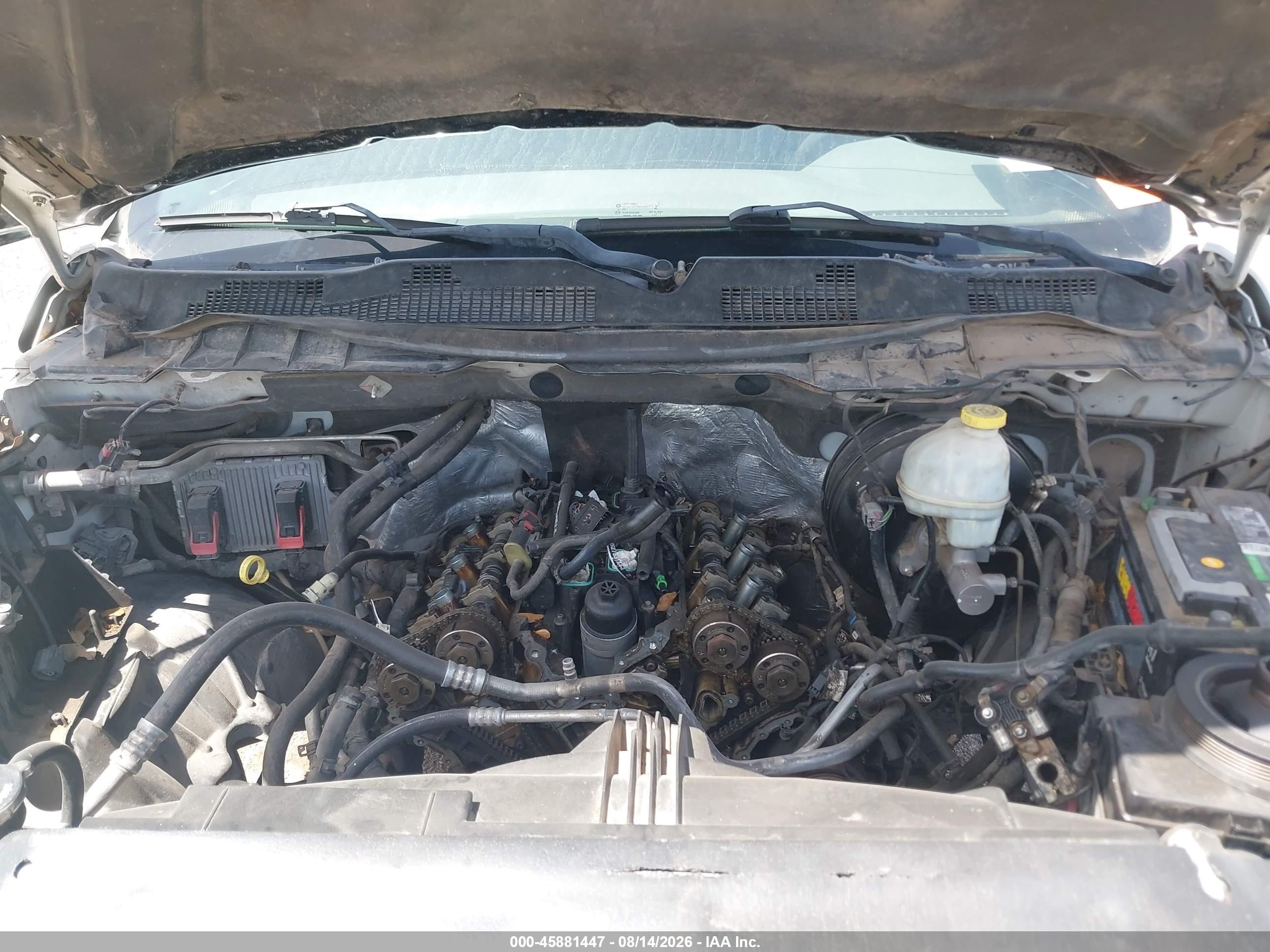 2014 Ram 1500 Tradesman White vin: 3C6JR6DG8EG178558