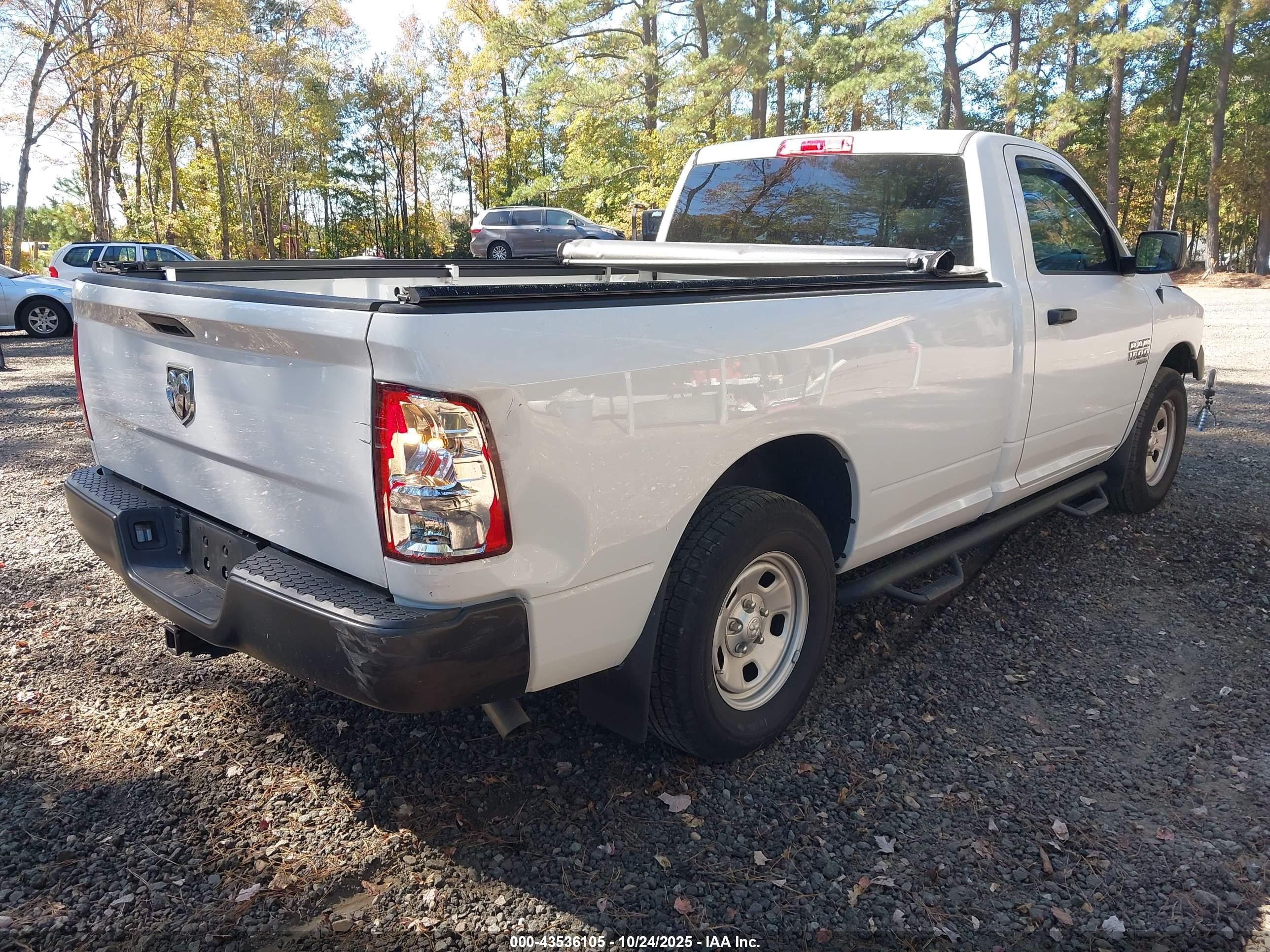 2020 Ram 1500 Classic Tradesman  4x2 8' Box White vin: 3C6JR6DG8LG299281