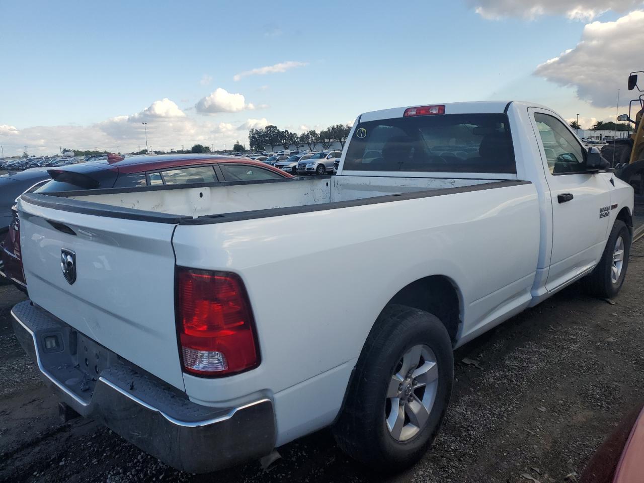 2015 Ram 1500 St White vin: 3C6JR6DM7FG539981