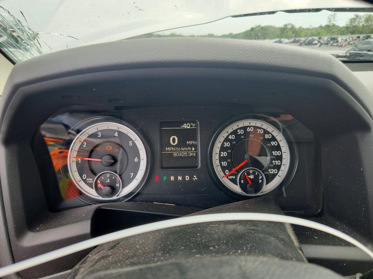 2015 Ram 1500 St Серебряный vin: 3C6JR6DT0FG549436