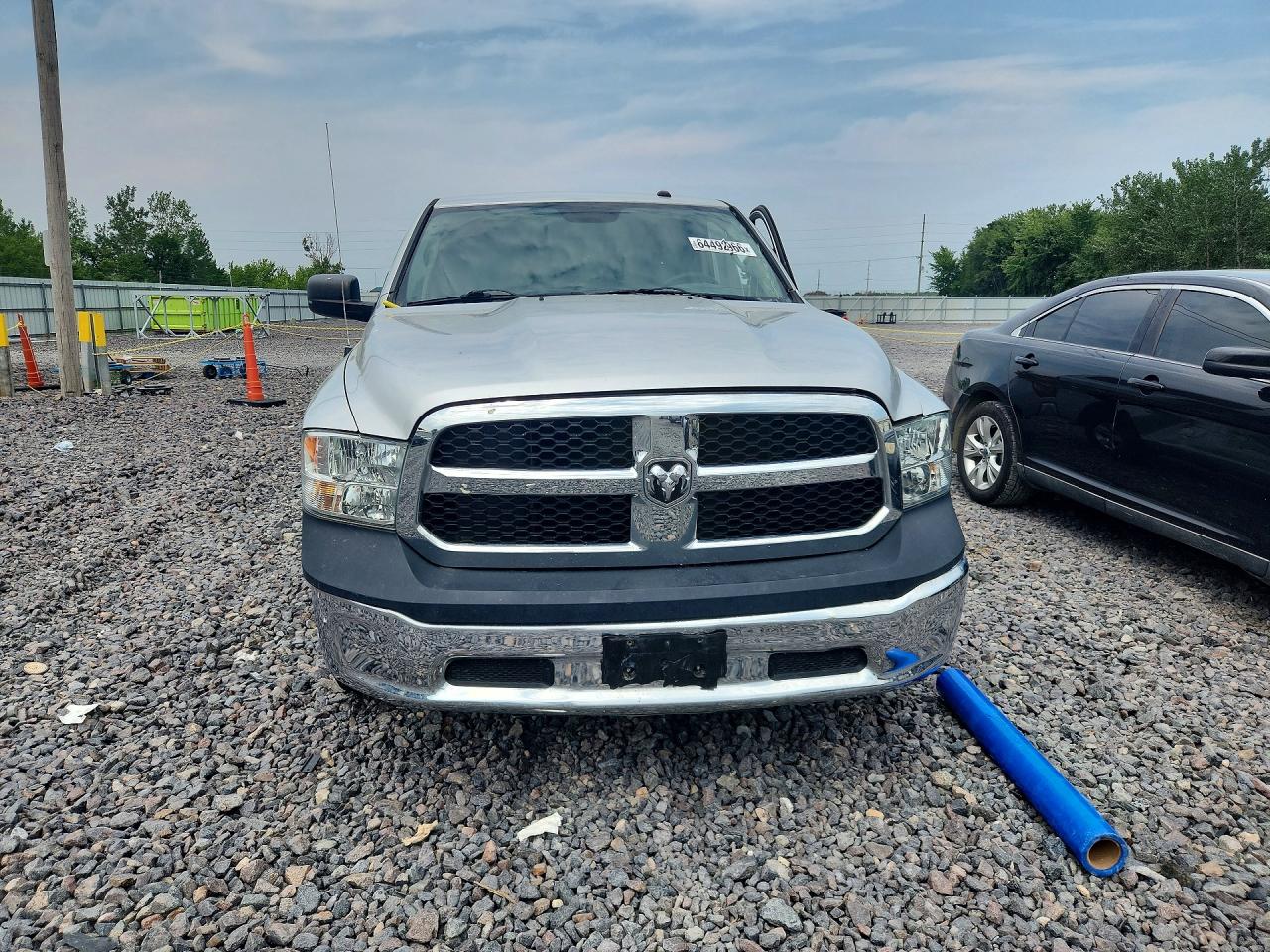 2015 Ram 1500 St Серебряный vin: 3C6JR6DT0FG549436
