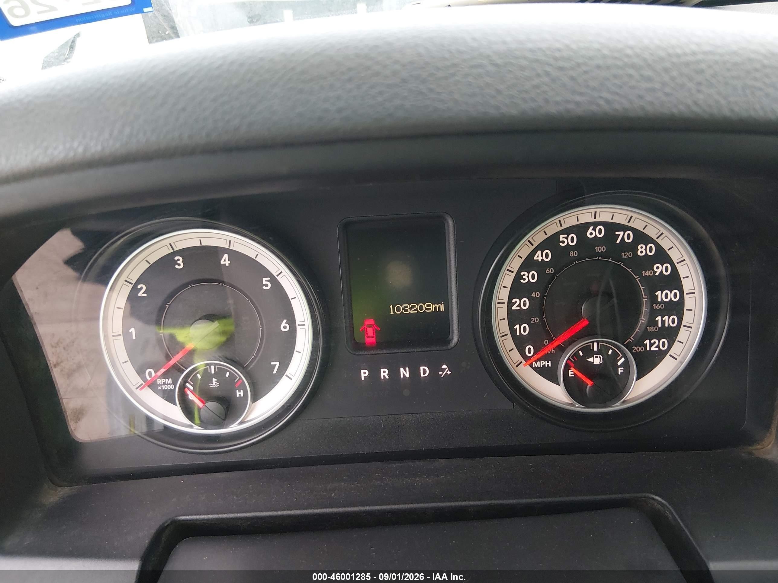 2014 Ram 1500 Tradesman White vin: 3C6JR6DT2EG135119