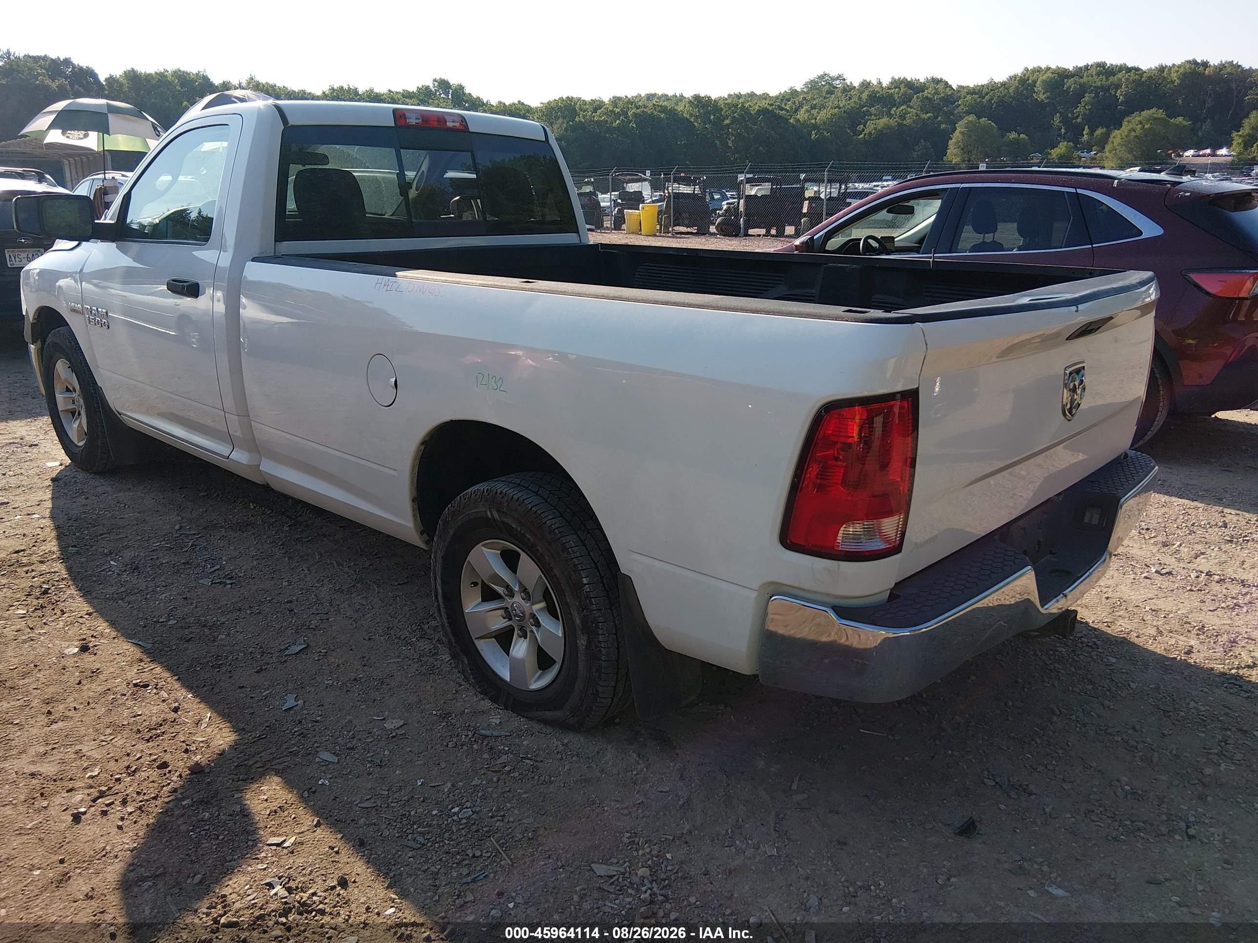 2014 Ram 1500 Tradesman White vin: 3C6JR6DT3EG190677