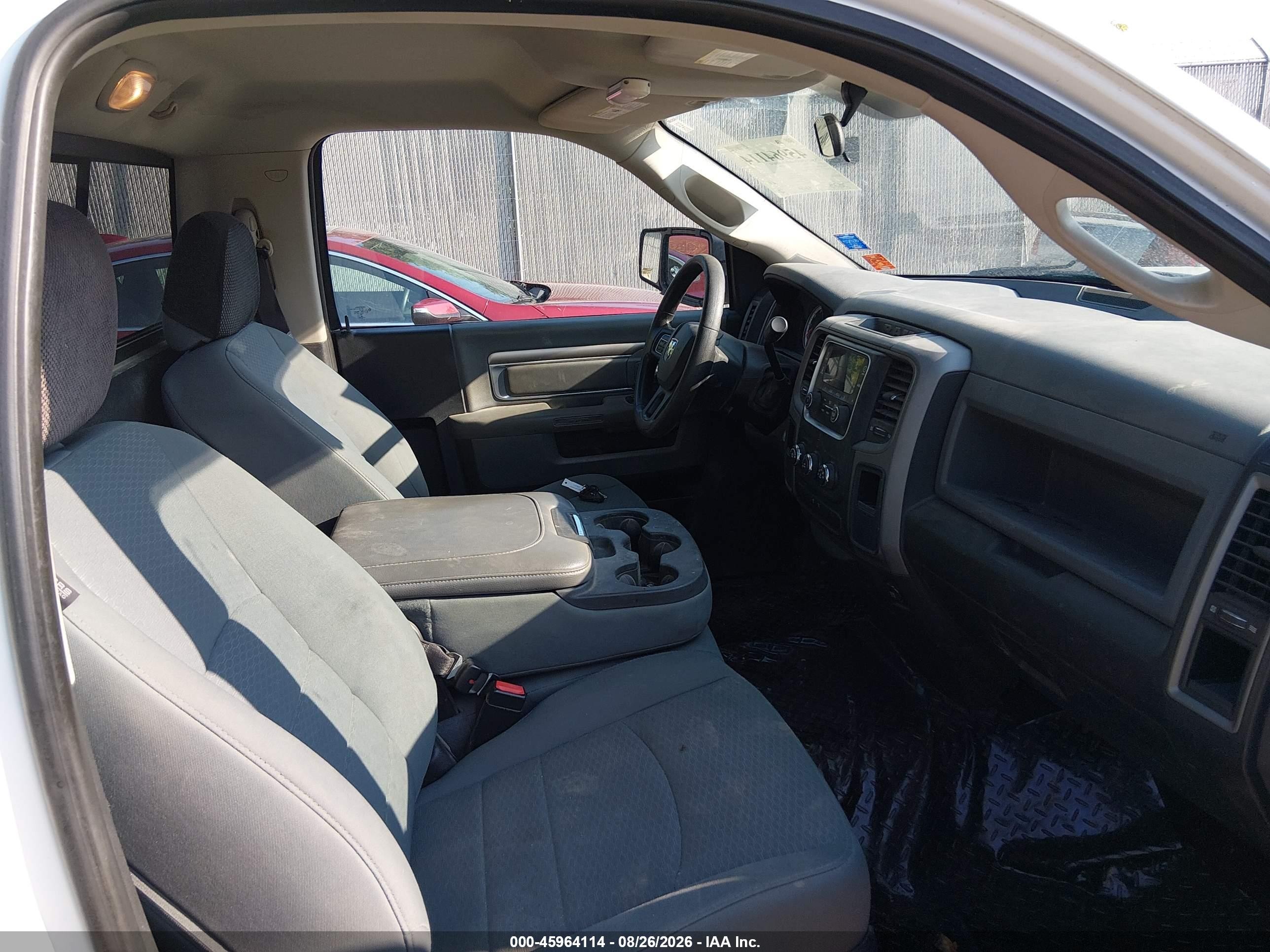 2014 Ram 1500 Tradesman White vin: 3C6JR6DT3EG190677