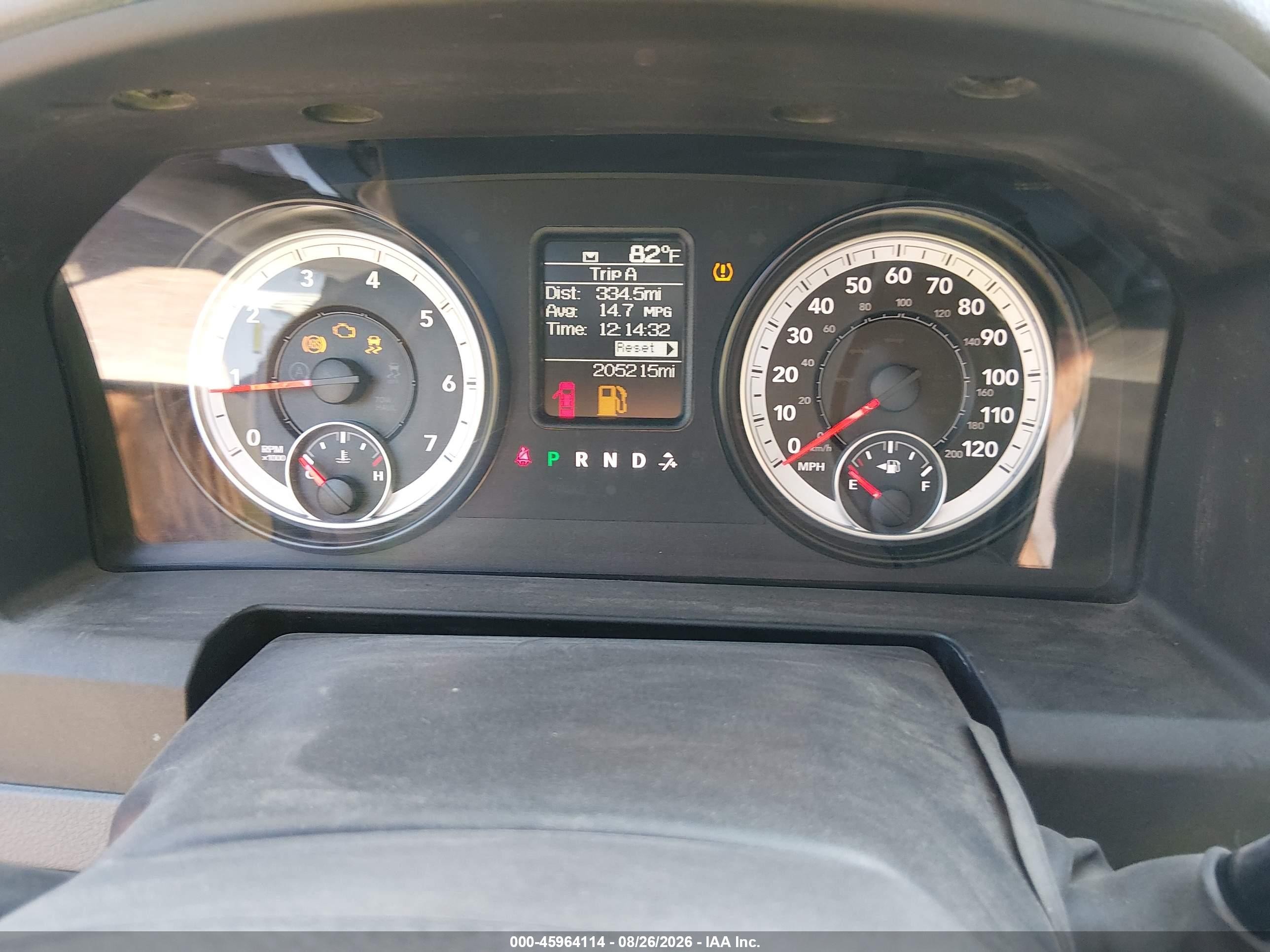 2014 Ram 1500 Tradesman White vin: 3C6JR6DT3EG190677