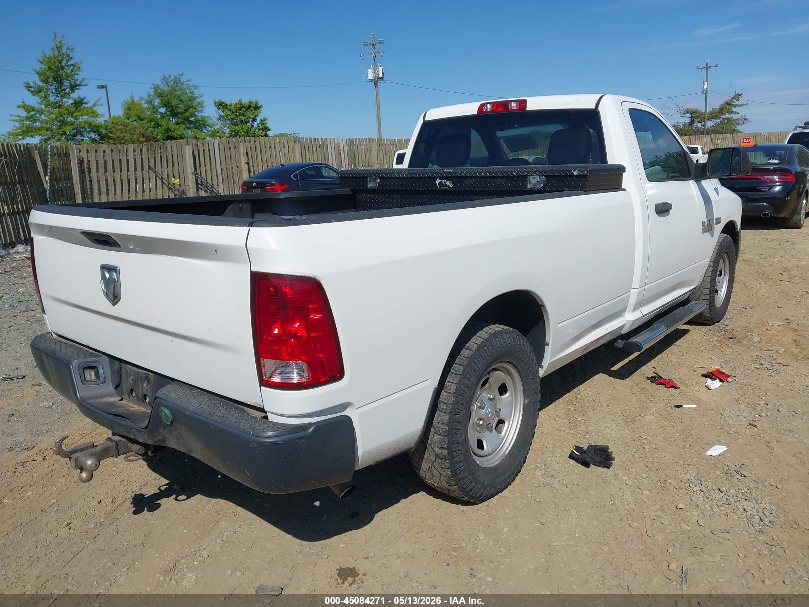 2013 Ram 1500 Tradesman White vin: 3C6JR6DT9DG538285