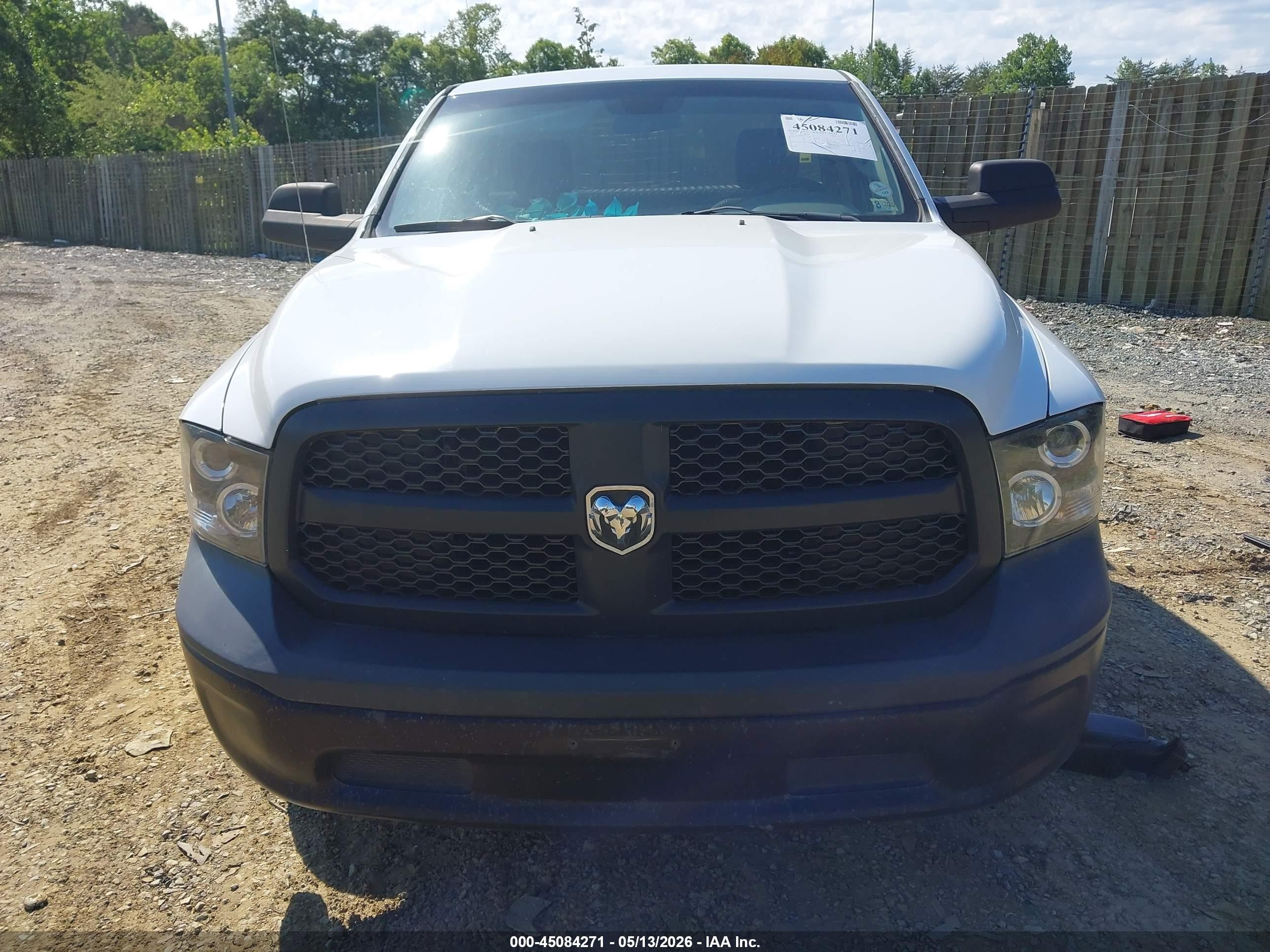 2013 Ram 1500 Tradesman White vin: 3C6JR6DT9DG538285