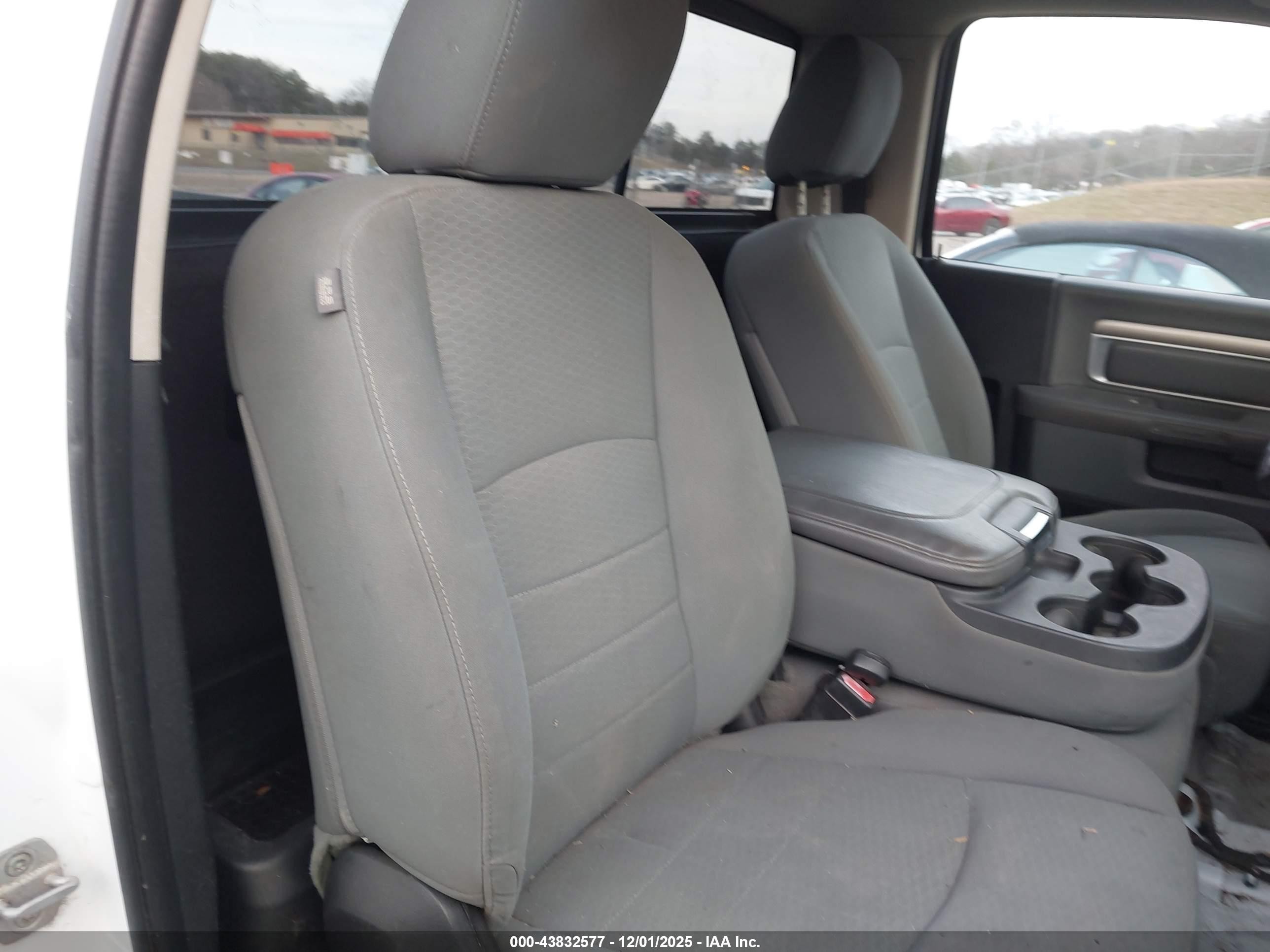 2013 Ram 1500 Slt White vin: 3C6JR6EPXDG502705