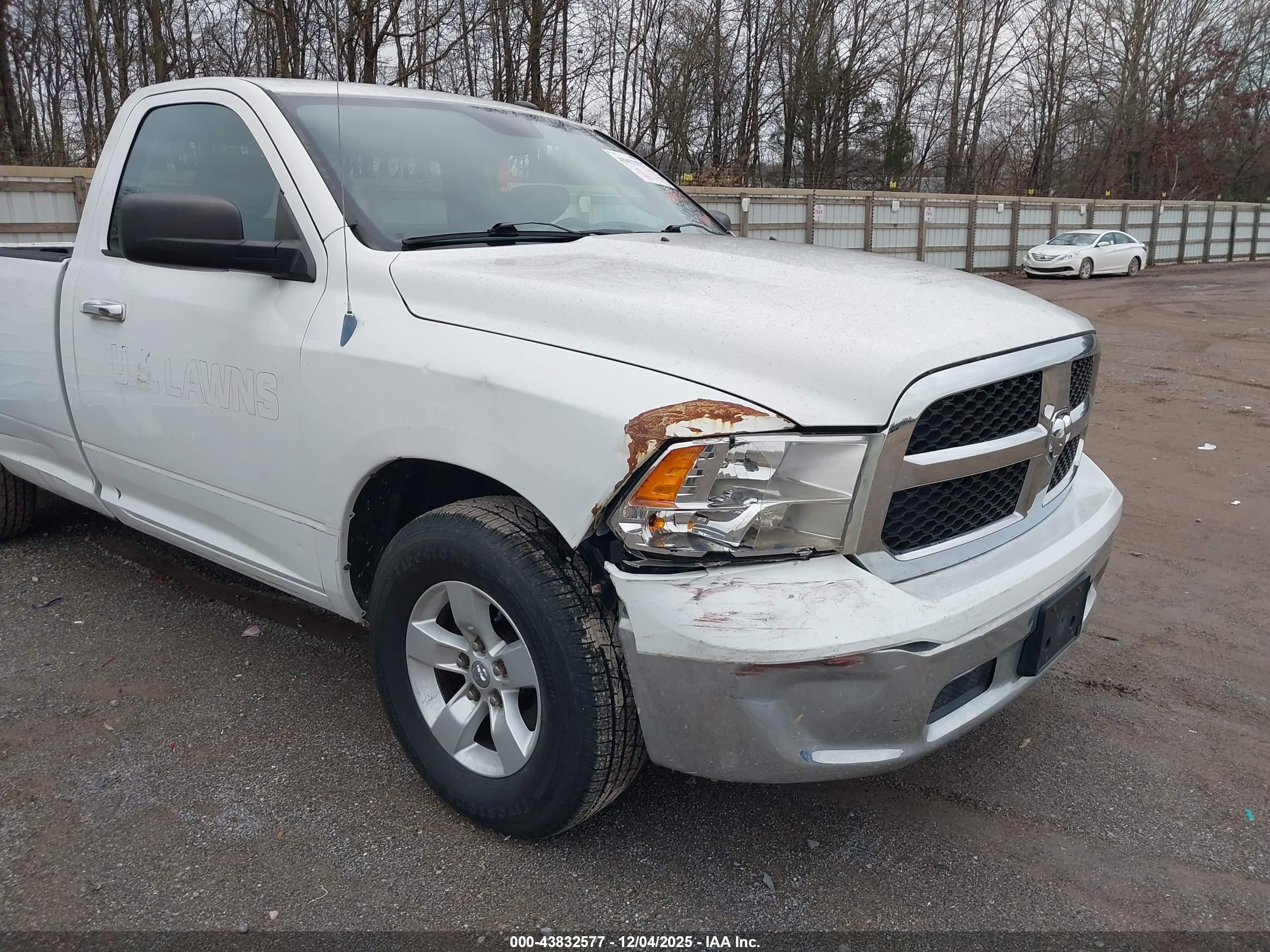 2013 Ram 1500 Slt White vin: 3C6JR6EPXDG502705