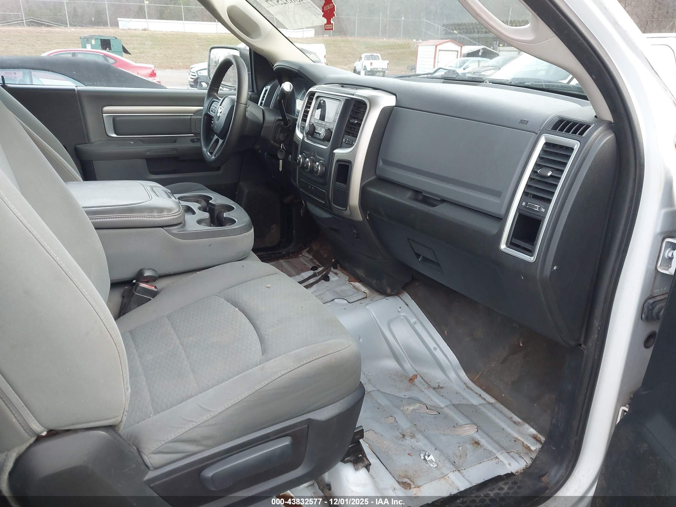 2013 Ram 1500 Slt White vin: 3C6JR6EPXDG502705