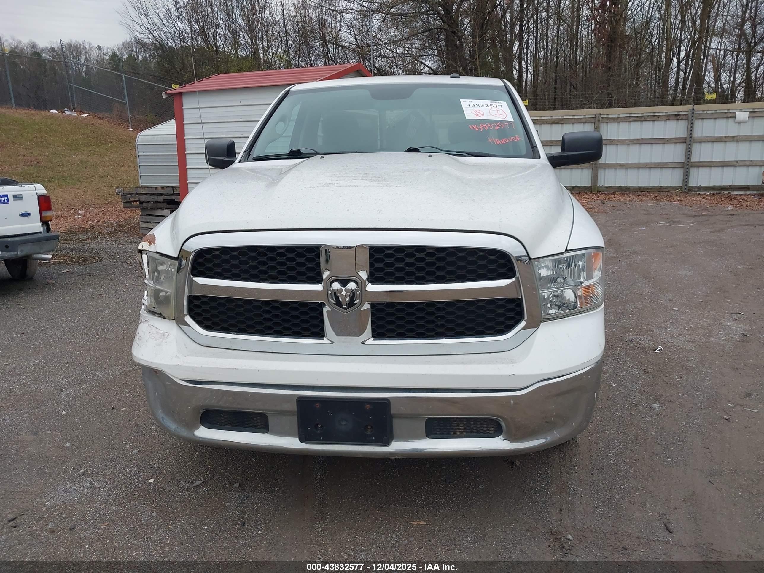 2013 Ram 1500 Slt White vin: 3C6JR6EPXDG502705