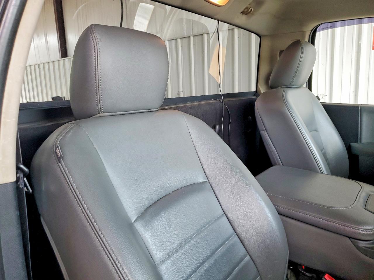 2013 Ram 1500 St White vin: 3C6JR7AG1DG592824