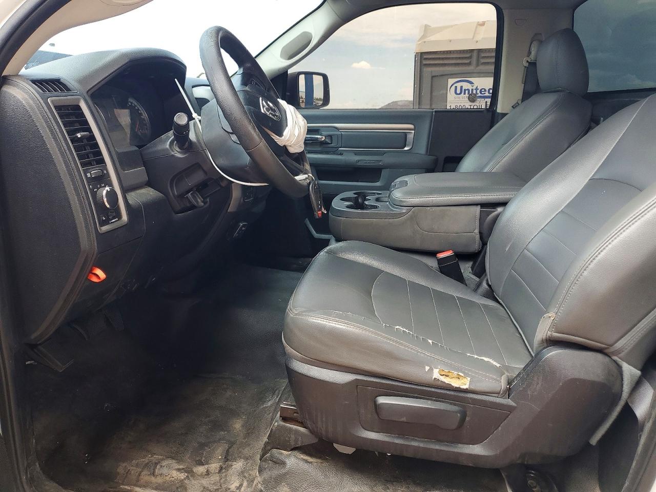 2015 Ram 1500 St White vin: 3C6JR7AG7FG589526
