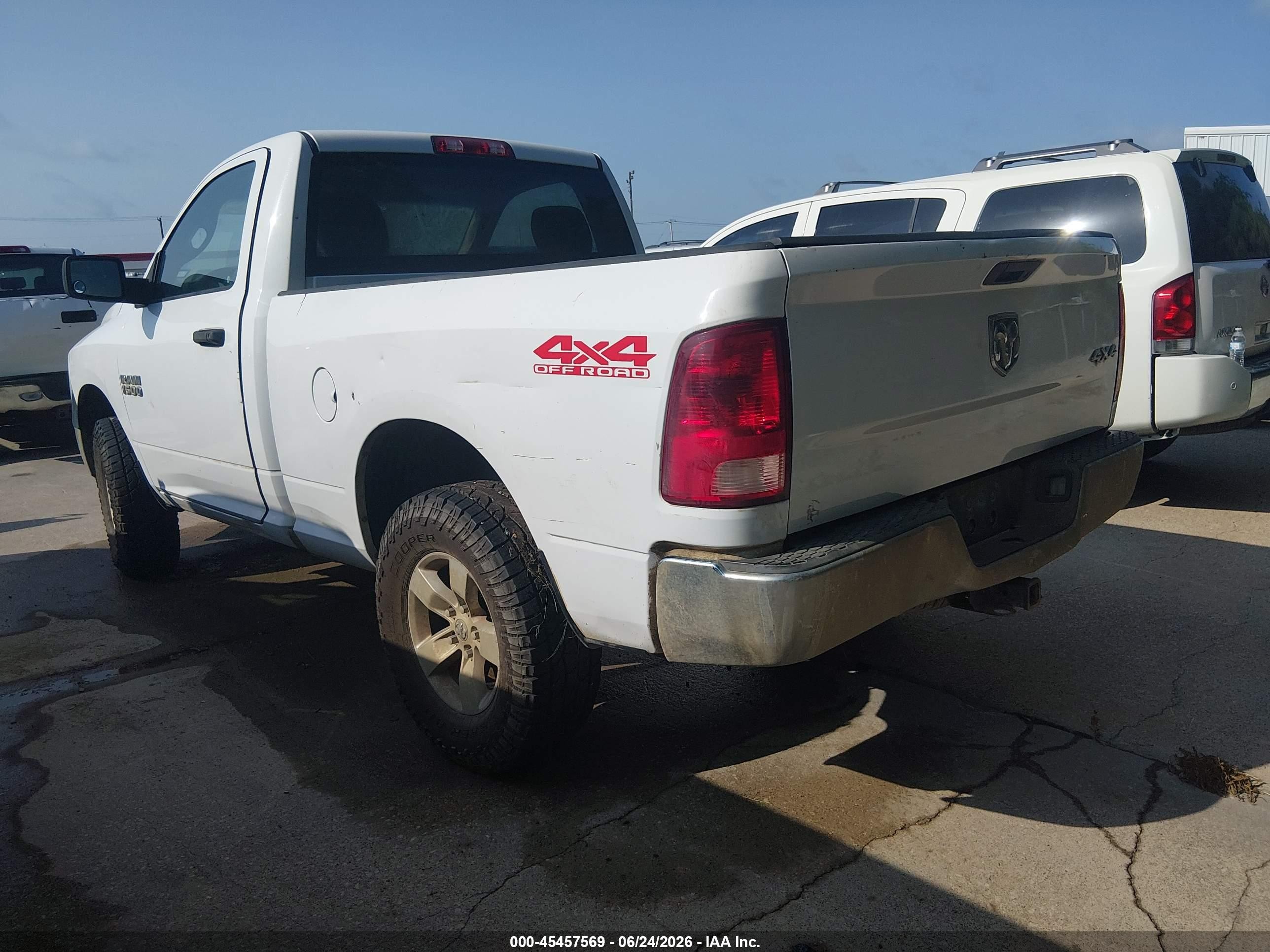 2013 Ram 1500 Tradesman White vin: 3C6JR7AP1DG571228
