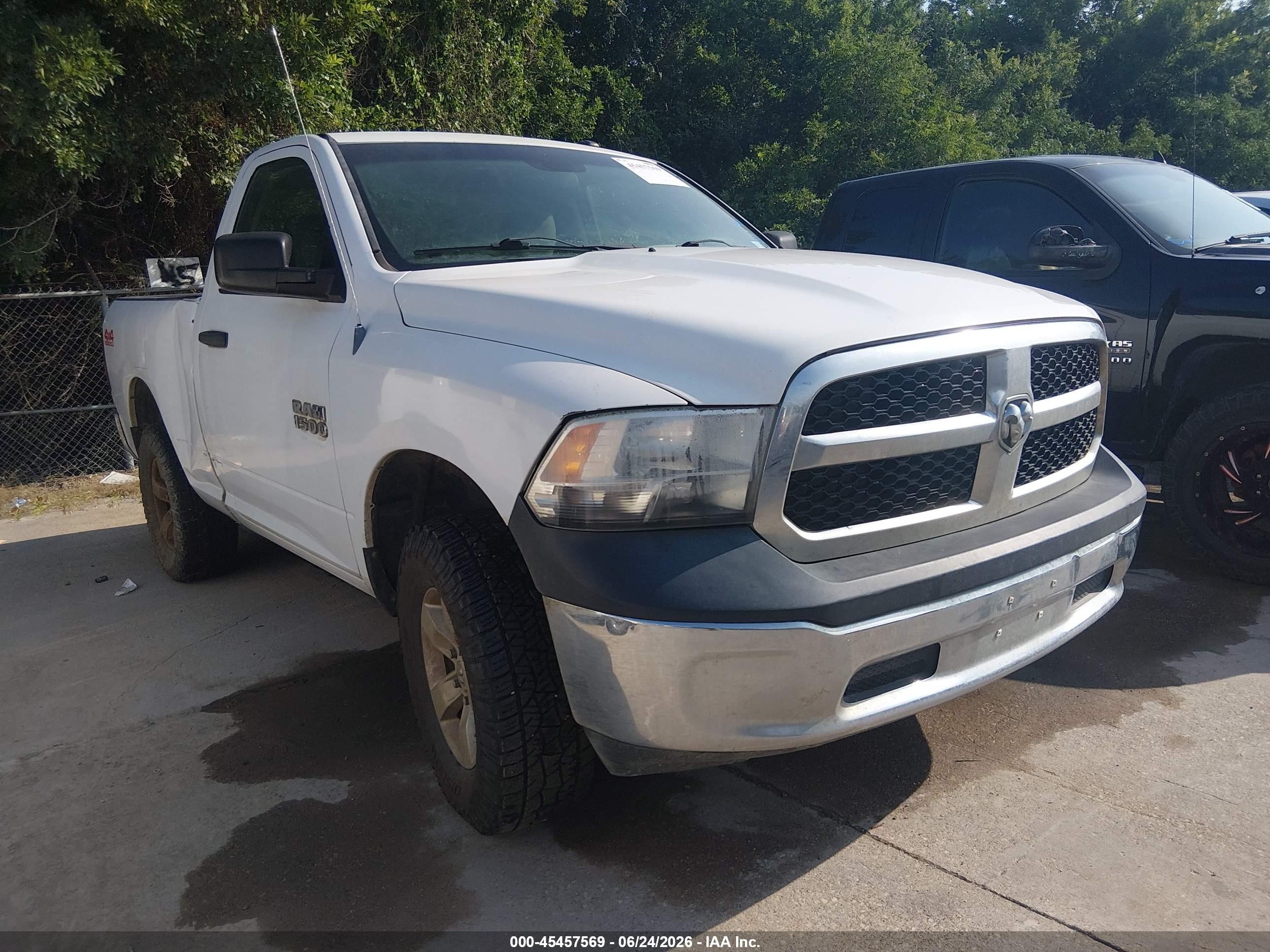 2013 Ram 1500 Tradesman White vin: 3C6JR7AP1DG571228