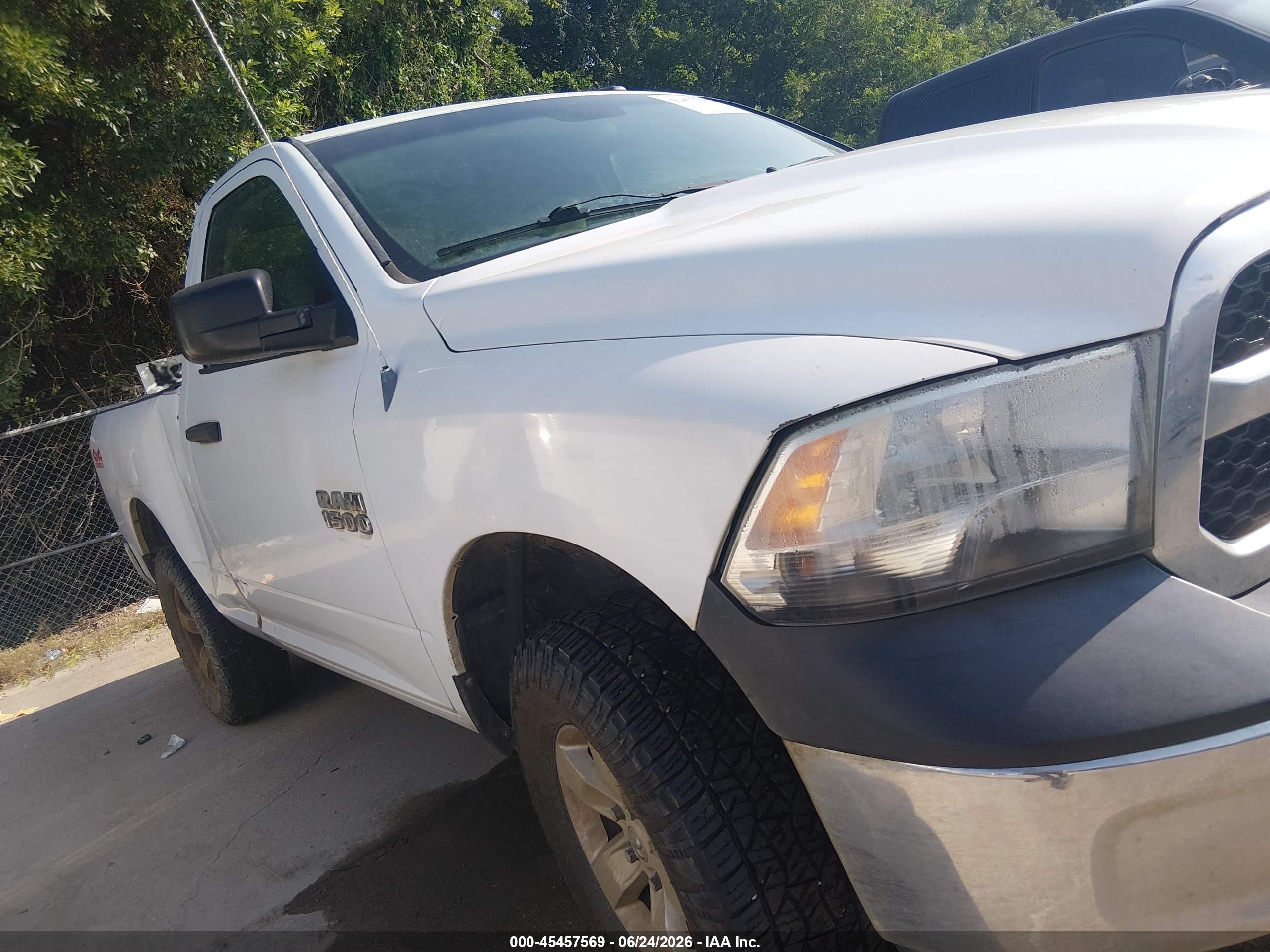 2013 Ram 1500 Tradesman White vin: 3C6JR7AP1DG571228