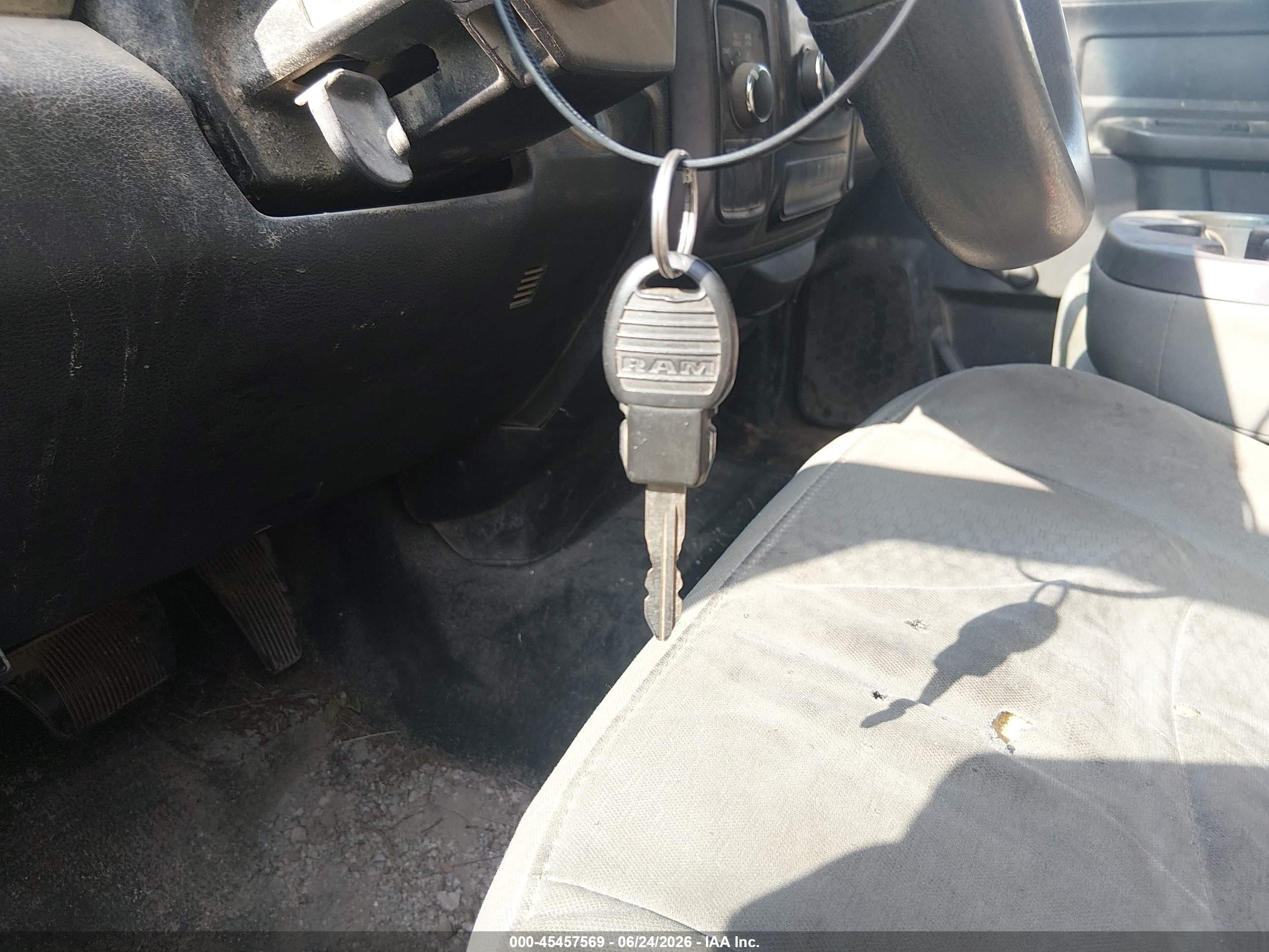 2013 Ram 1500 Tradesman White vin: 3C6JR7AP1DG571228