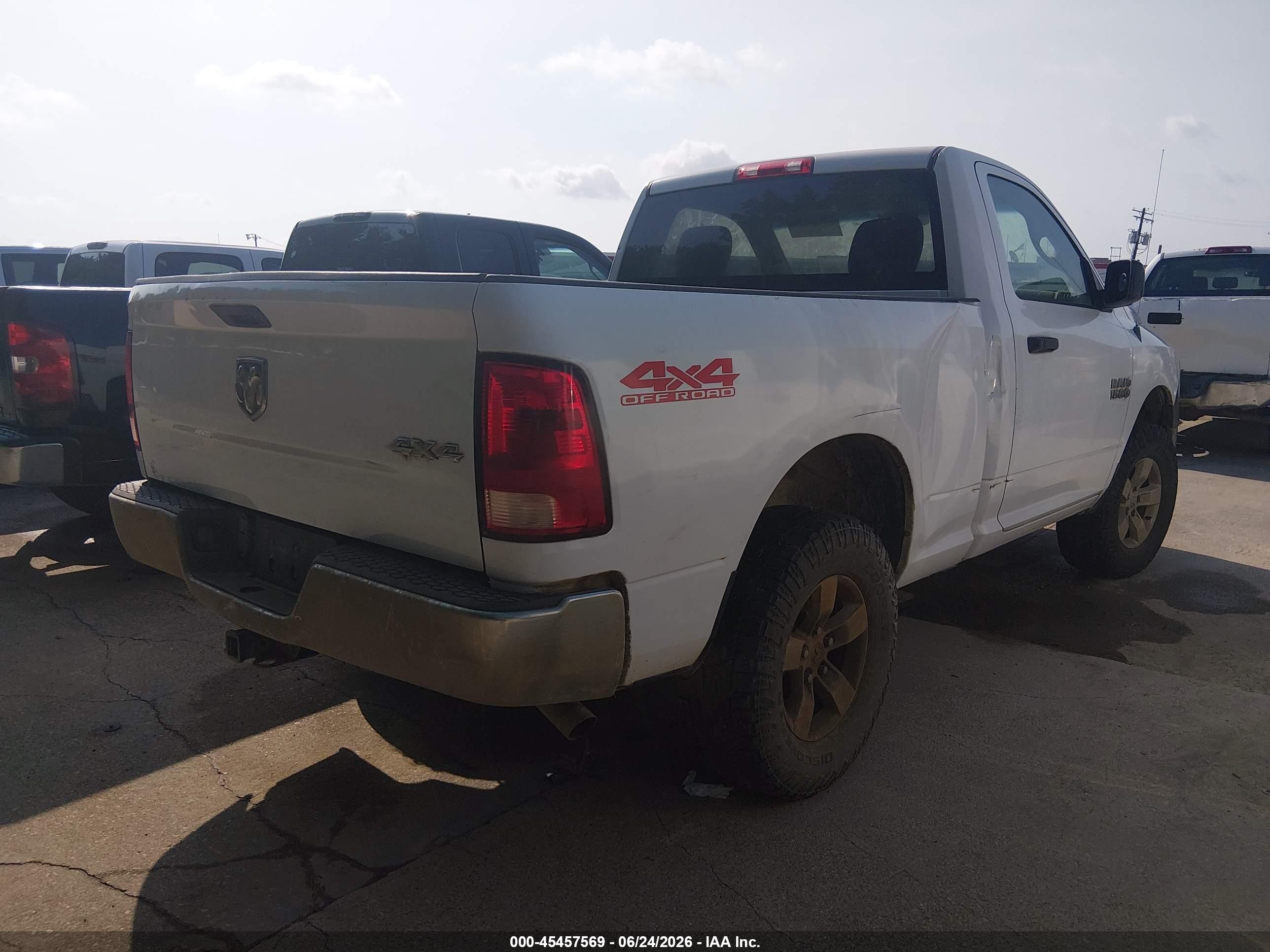 2013 Ram 1500 Tradesman White vin: 3C6JR7AP1DG571228