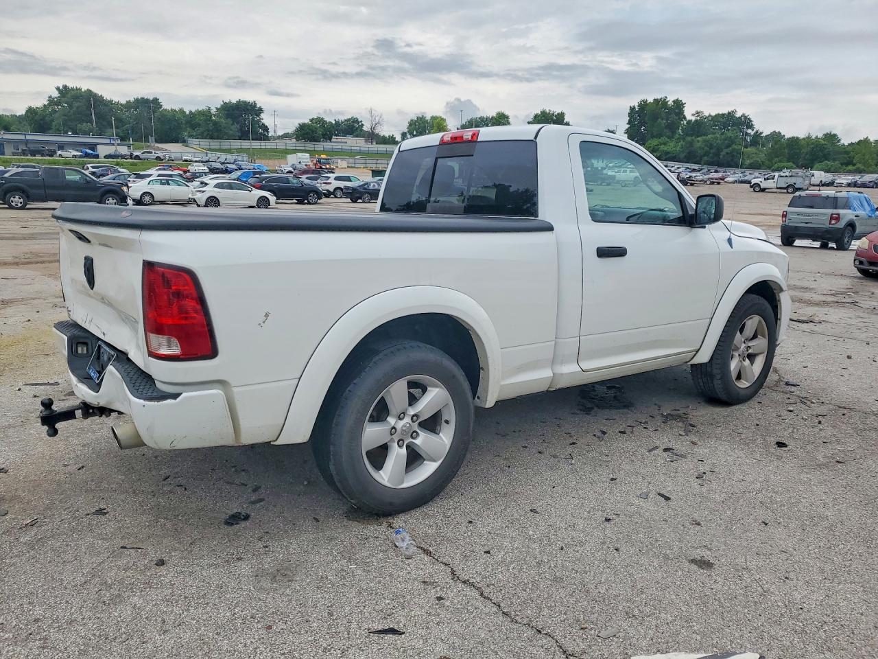 2013 Dodge Ram 1500 Pu Short 4x White vin: 3C6JR7AT0DG533065