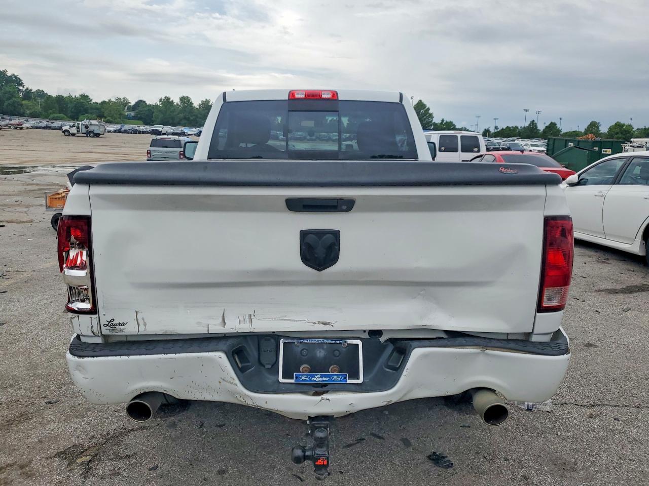 2013 Dodge Ram 1500 Pu Short 4x White vin: 3C6JR7AT0DG533065