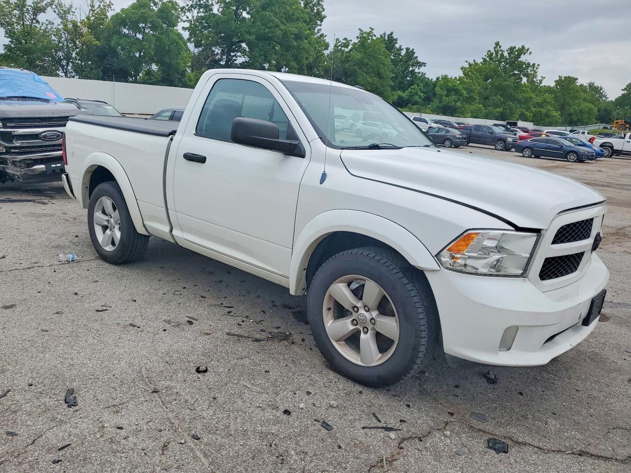 2013 Dodge Ram 1500 Pu Short 4x White vin: 3C6JR7AT0DG533065