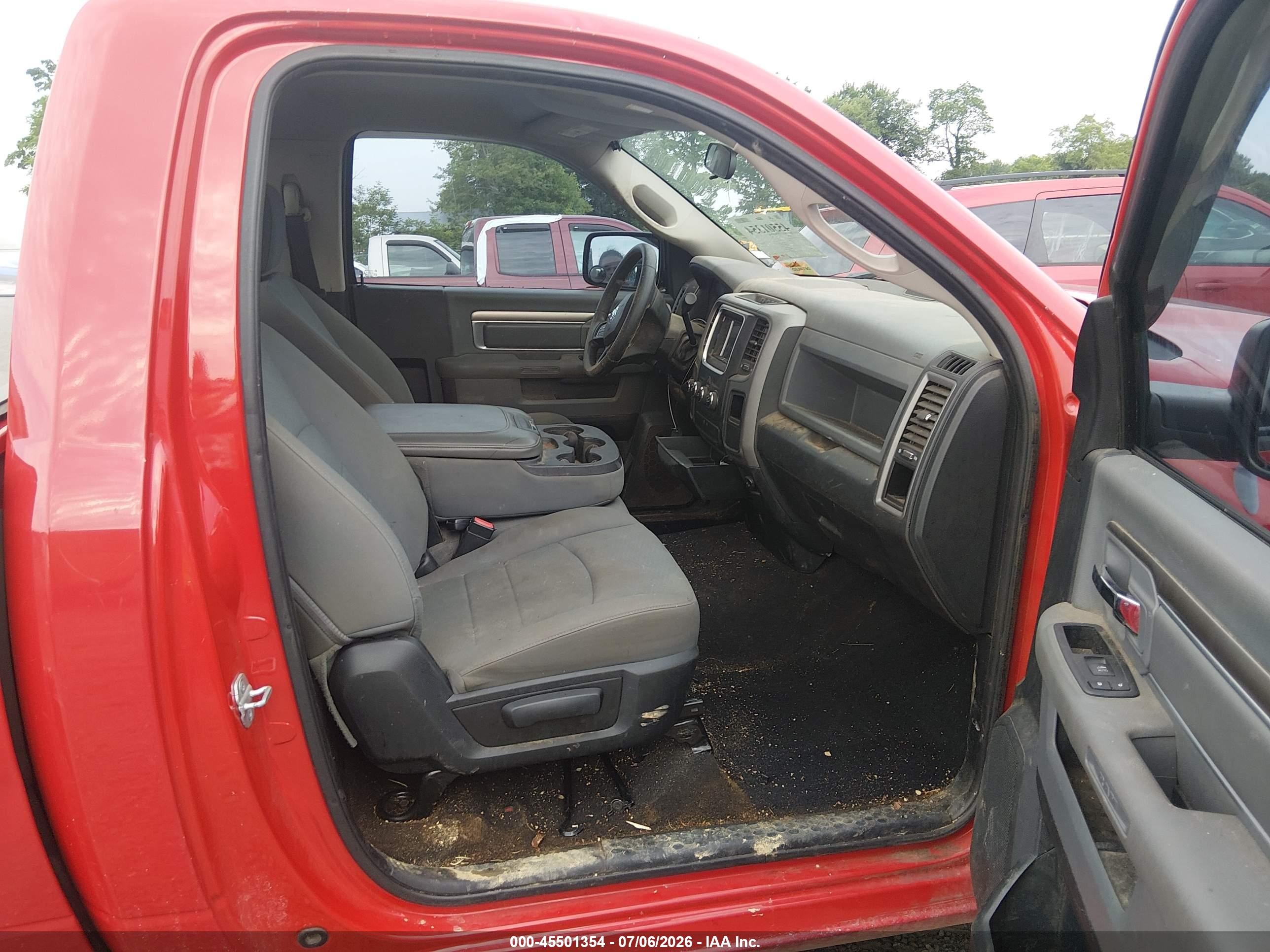 2013 Ram 1500 Express Red vin: 3C6JR7AT2DG505378