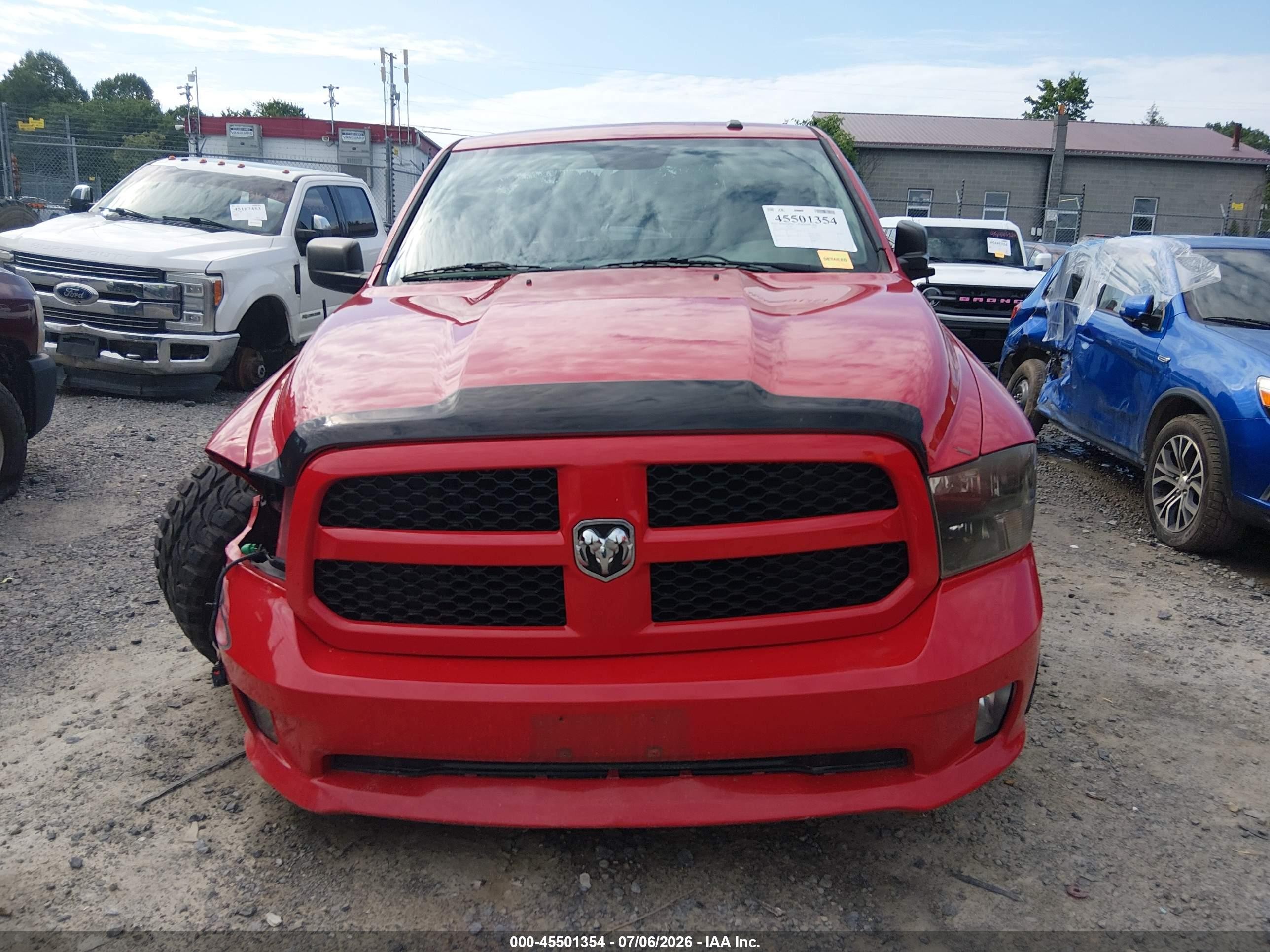 2013 Ram 1500 Express Red vin: 3C6JR7AT2DG505378