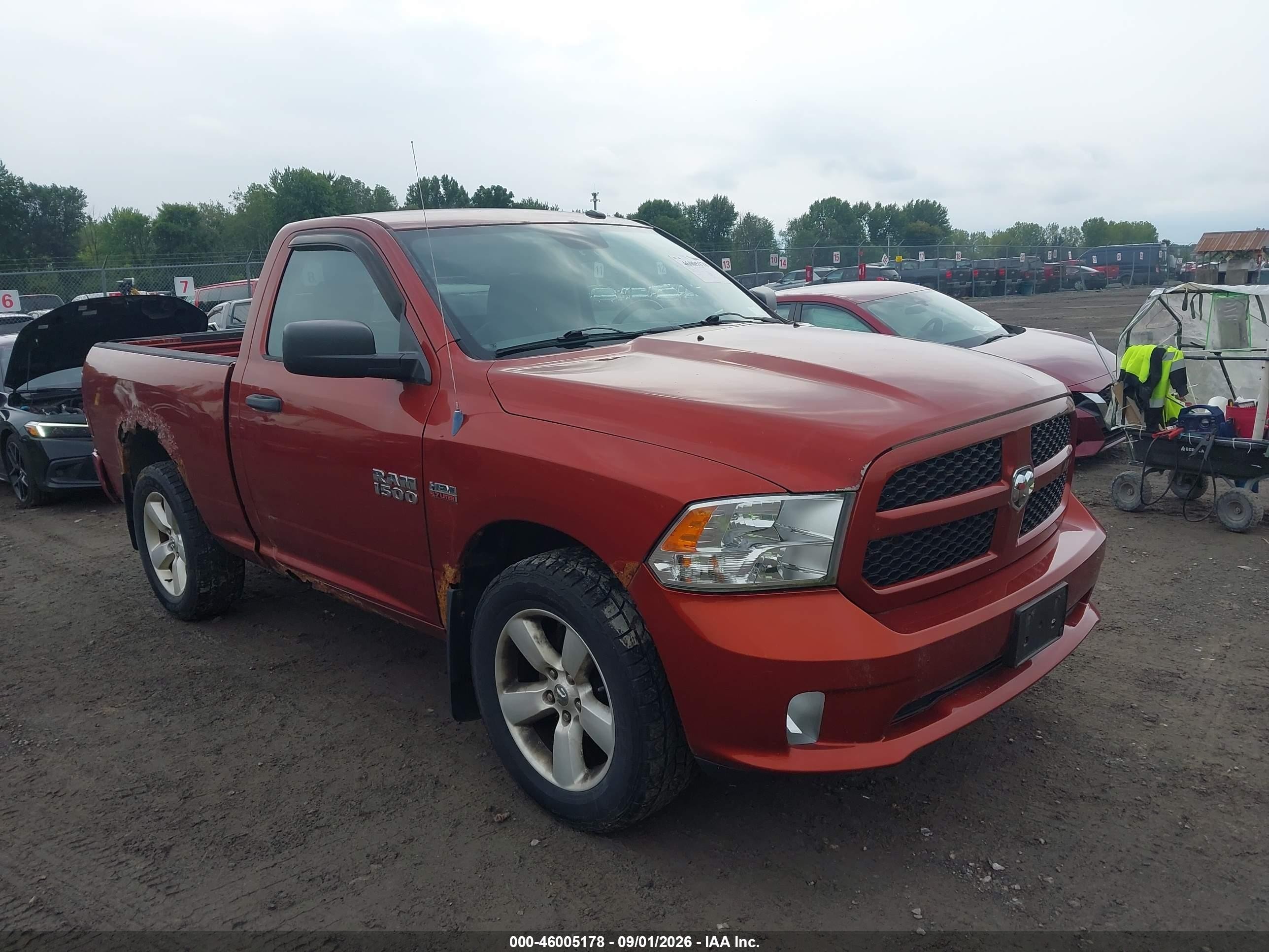 2013 Ram 1500 Express Orange vin: 3C6JR7AT2DG543774