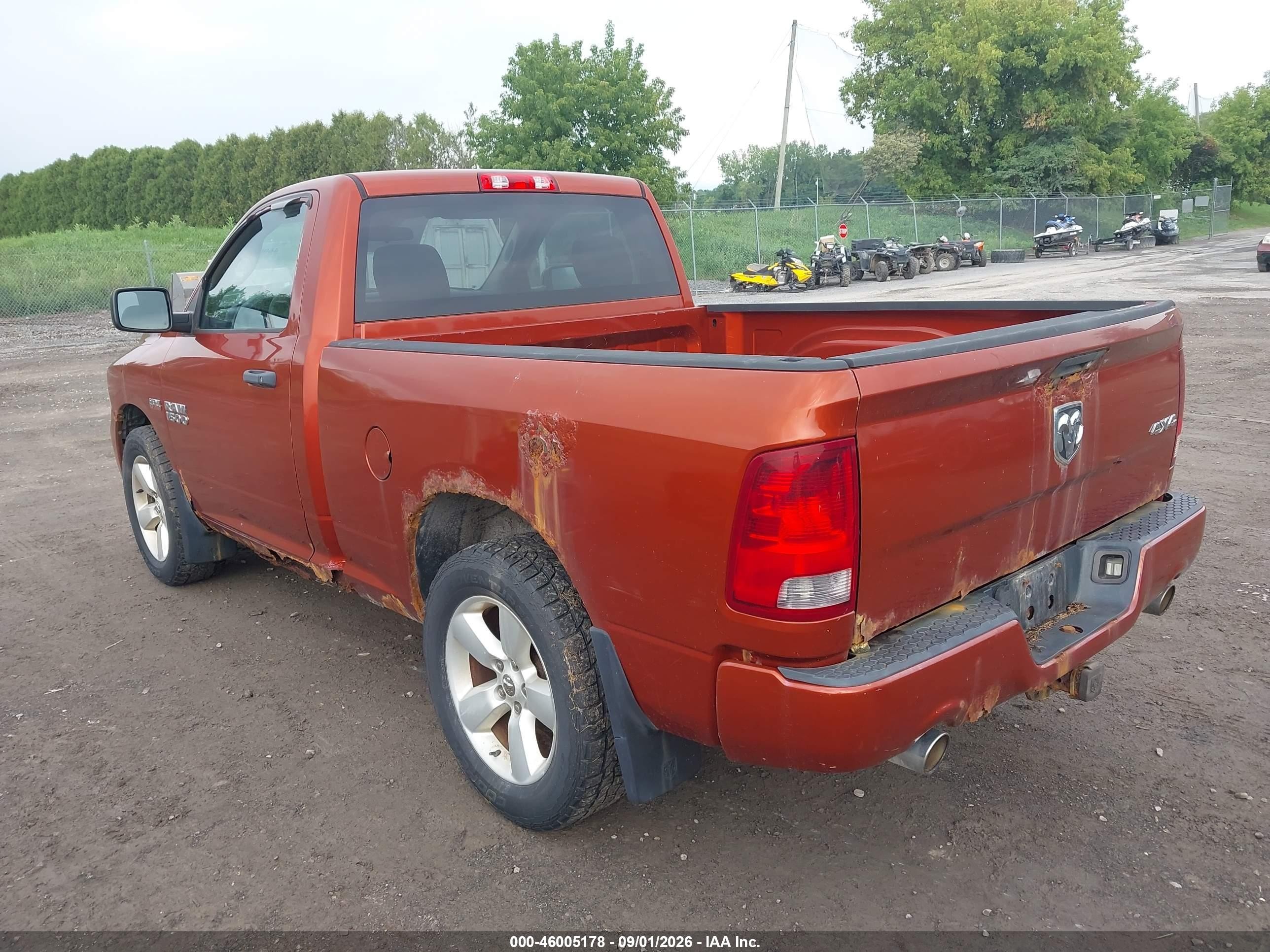 2013 Ram 1500 Express Orange vin: 3C6JR7AT2DG543774