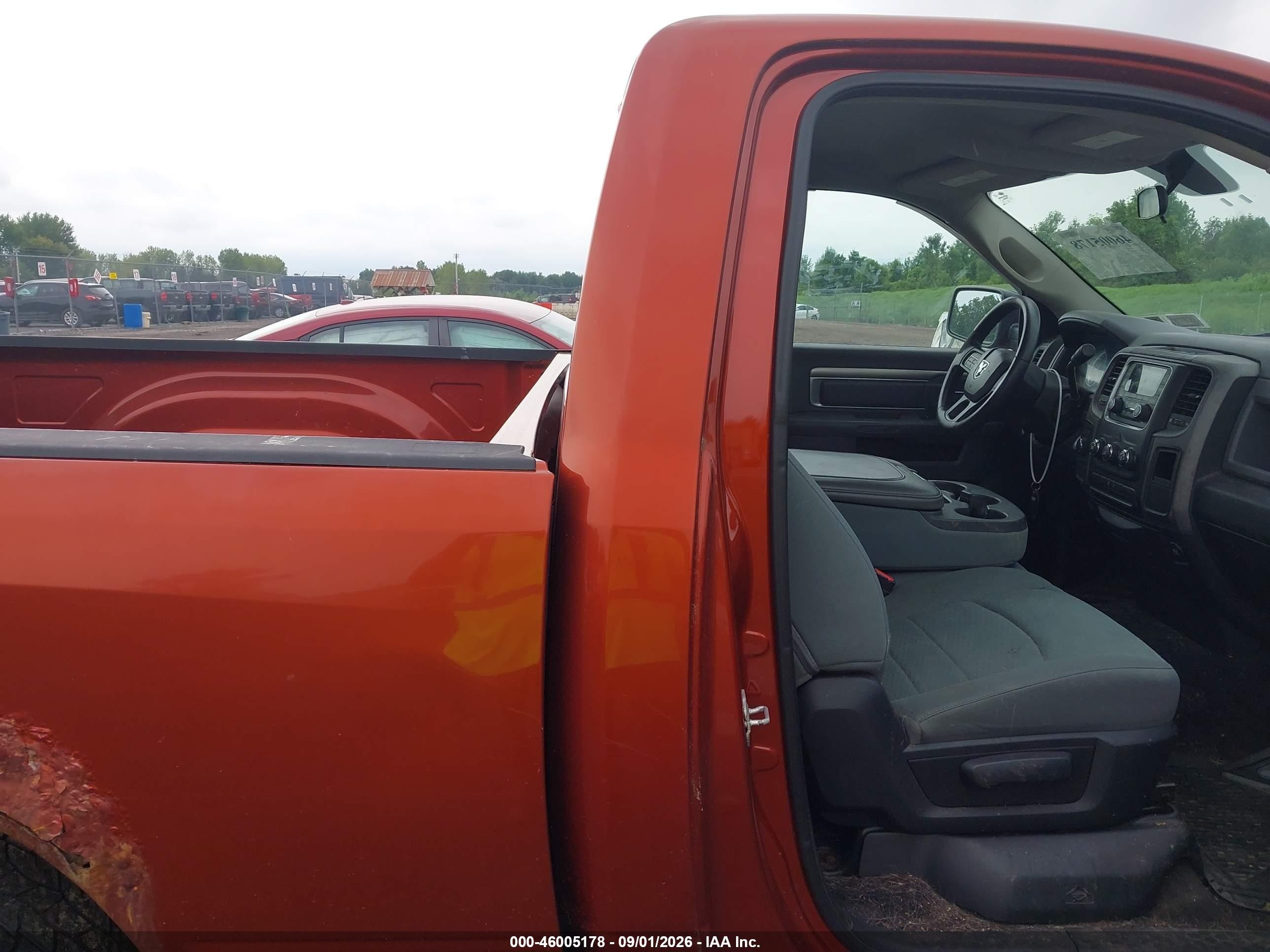 2013 Ram 1500 Express Orange vin: 3C6JR7AT2DG543774