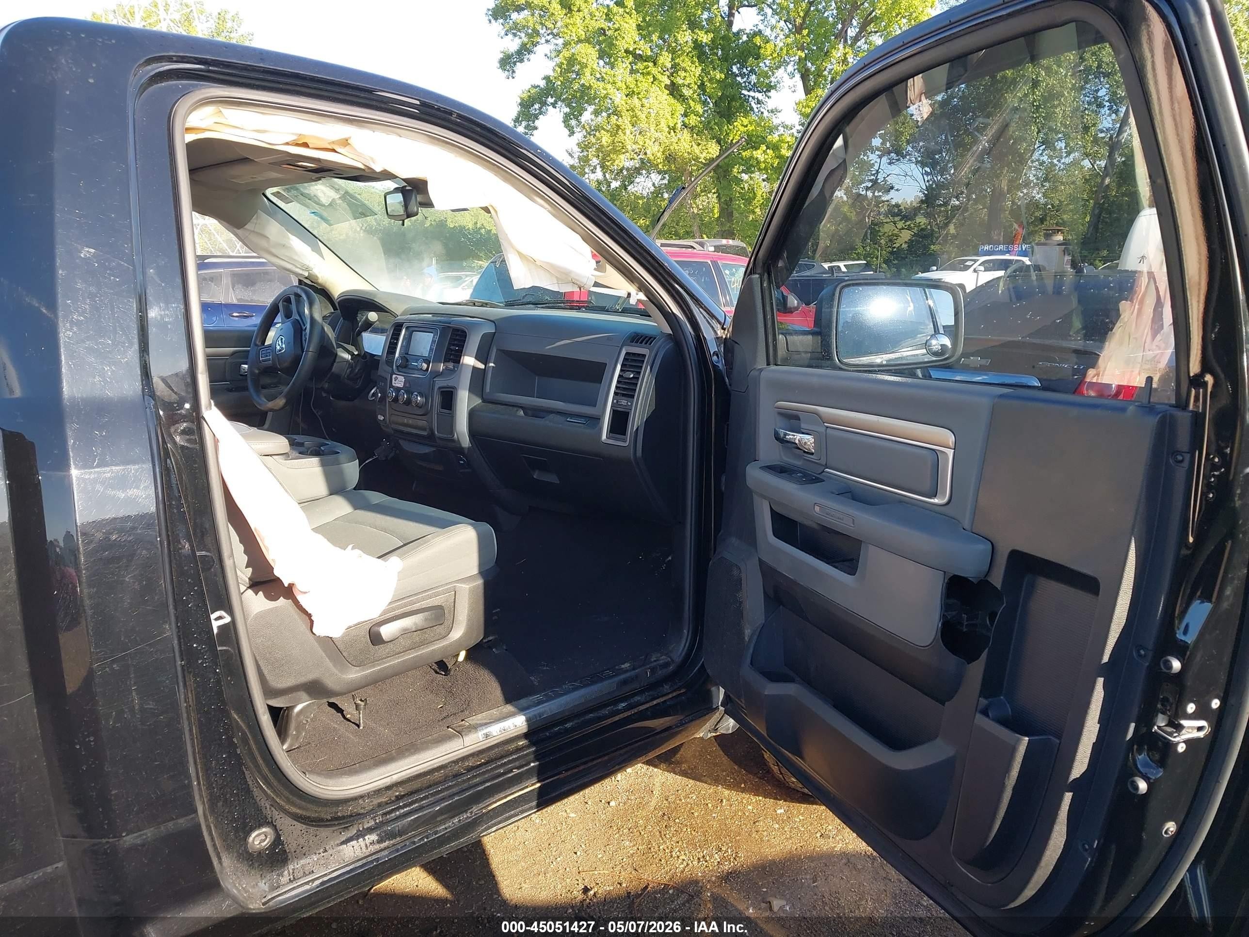2014 Ram 1500 Express Black vin: 3C6JR7AT2EG163819