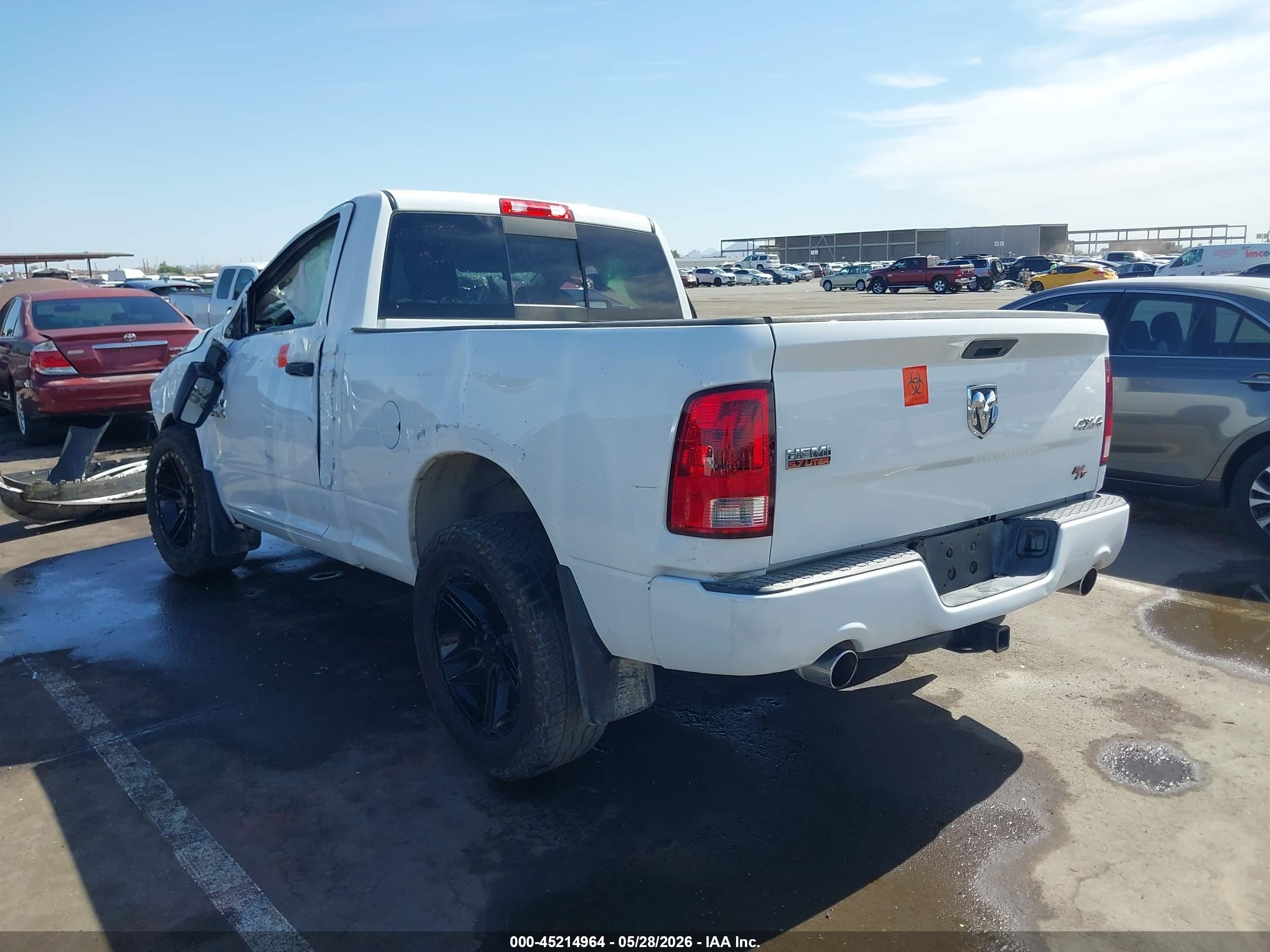 2013 Ram 1500 Express White vin: 3C6JR7AT4DG531741