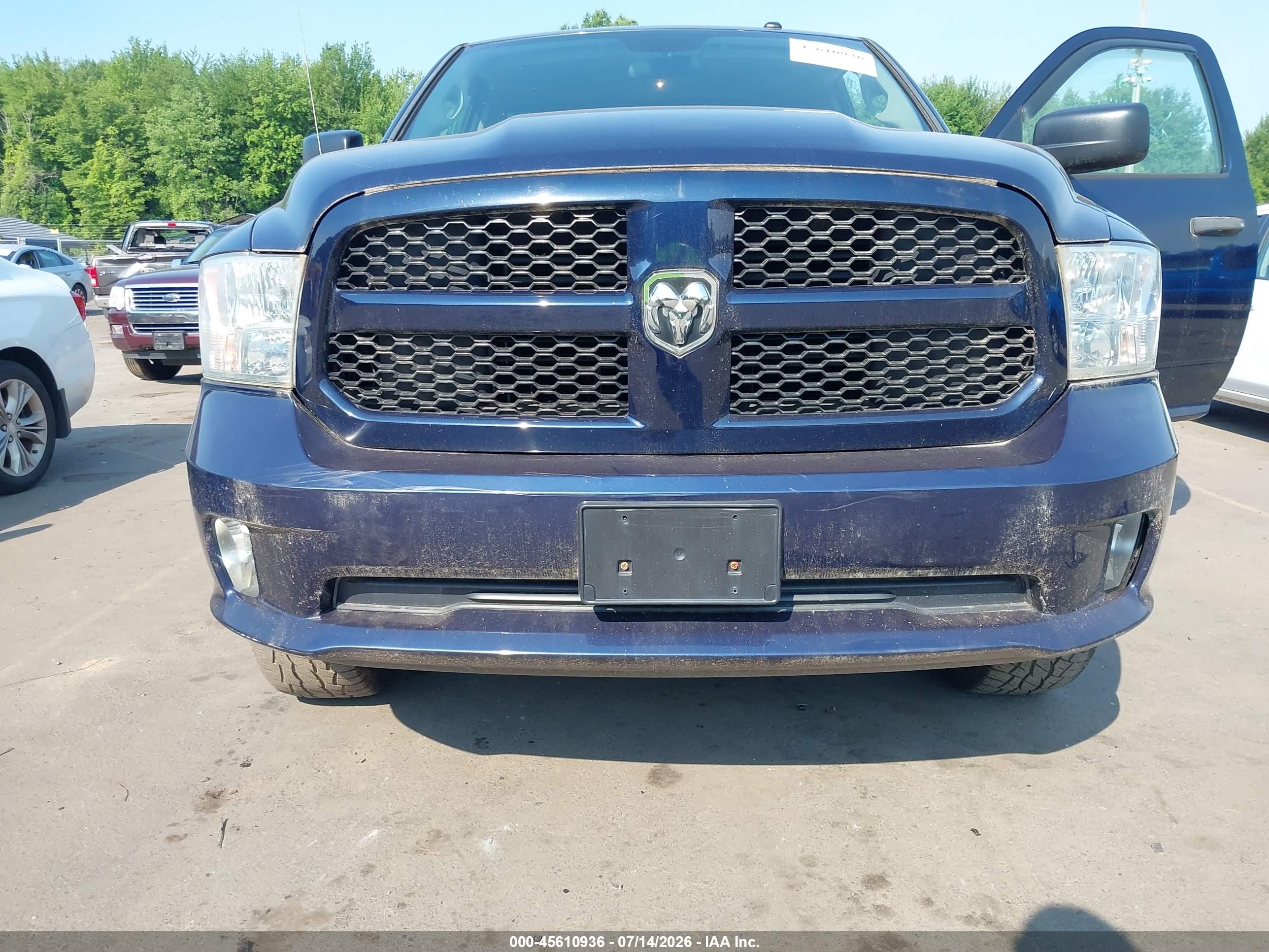 2014 Ram 1500 Express Black vin: 3C6JR7AT4EG259774