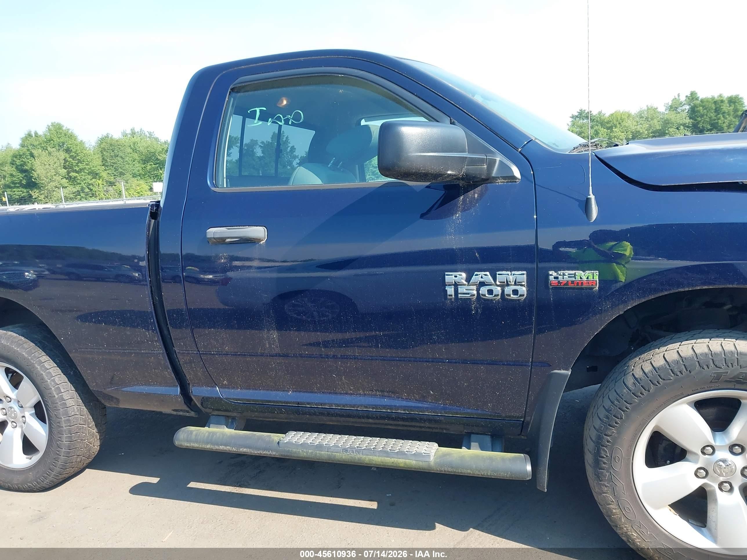 2014 Ram 1500 Express Black vin: 3C6JR7AT4EG259774