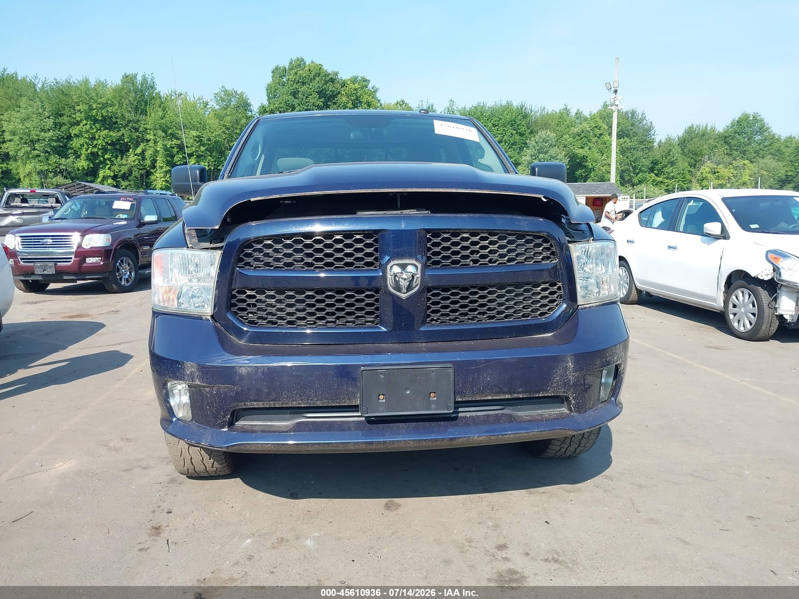 2014 Ram 1500 Express Black vin: 3C6JR7AT4EG259774