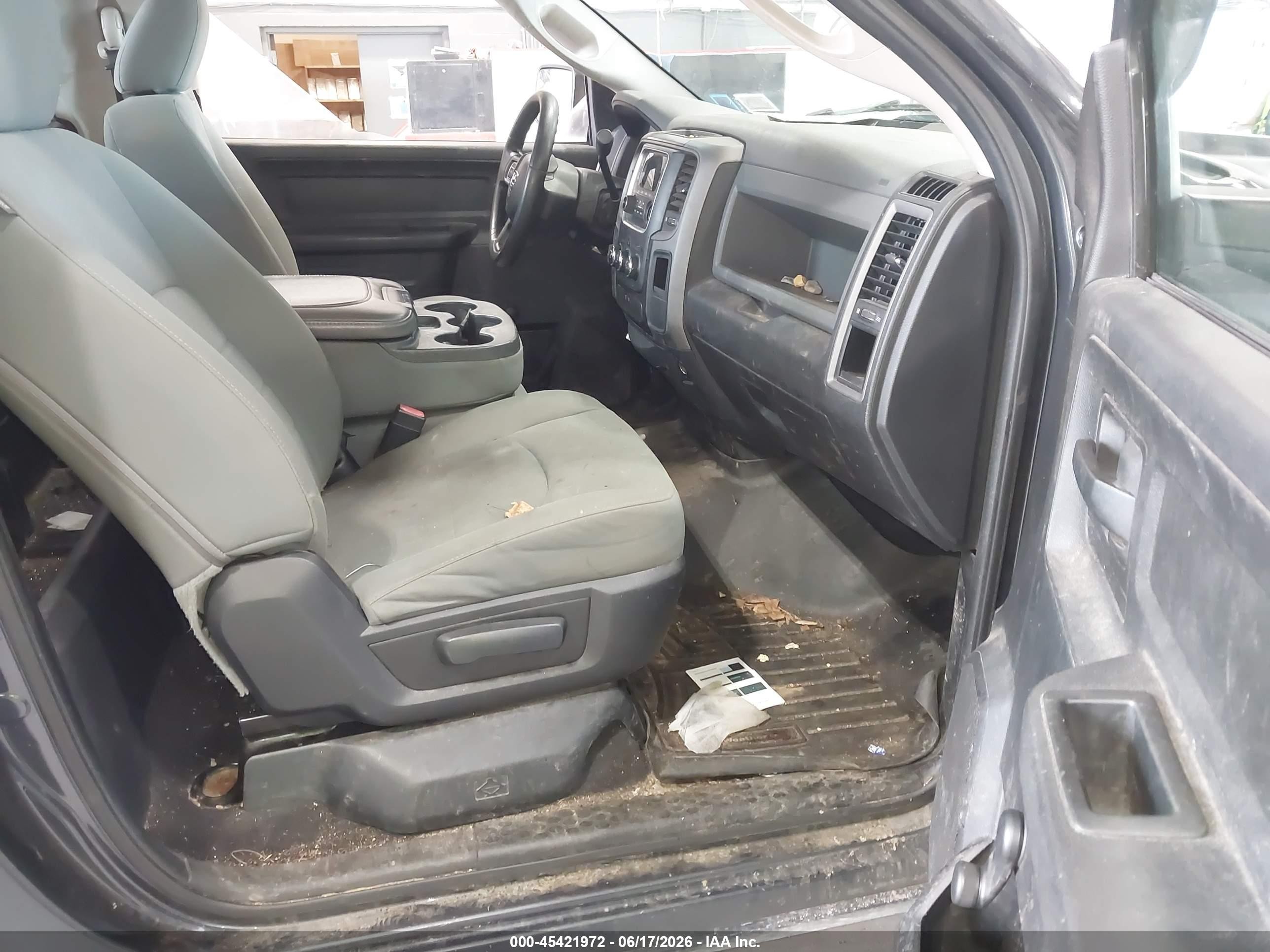 2013 Ram 1500 Express Gray vin: 3C6JR7AT5DG566045