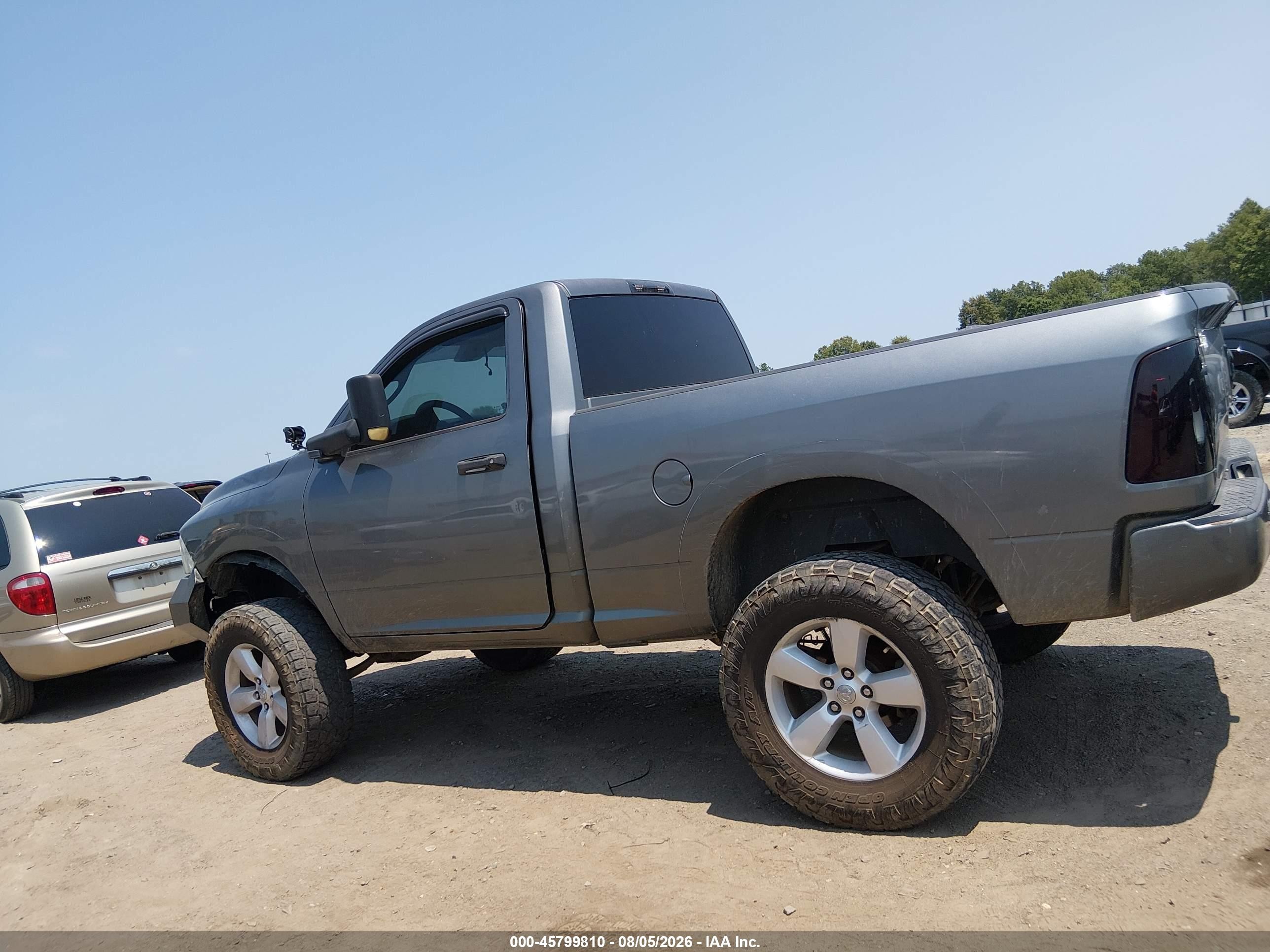 2013 Ram 1500 Express Gray vin: 3C6JR7AT6DG505366