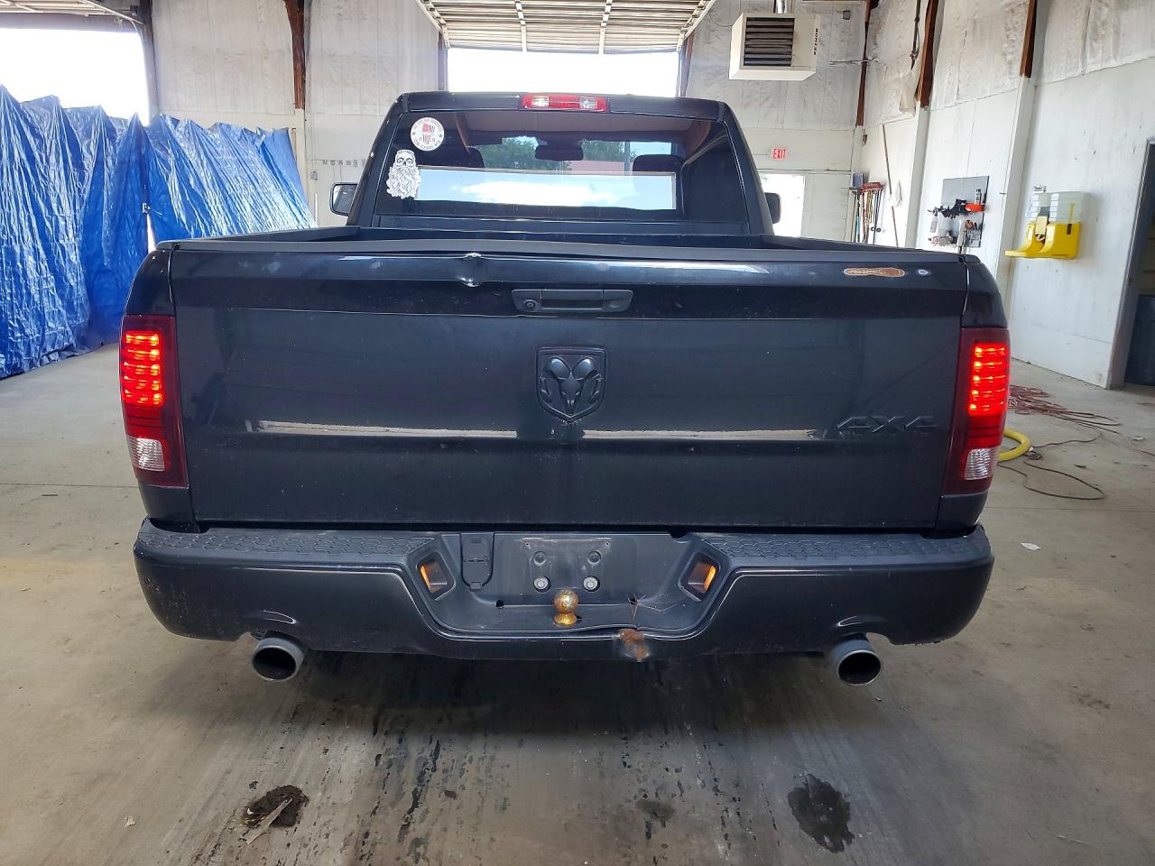 2015 Ram 1500 St Black vin: 3C6JR7AT6FG631696