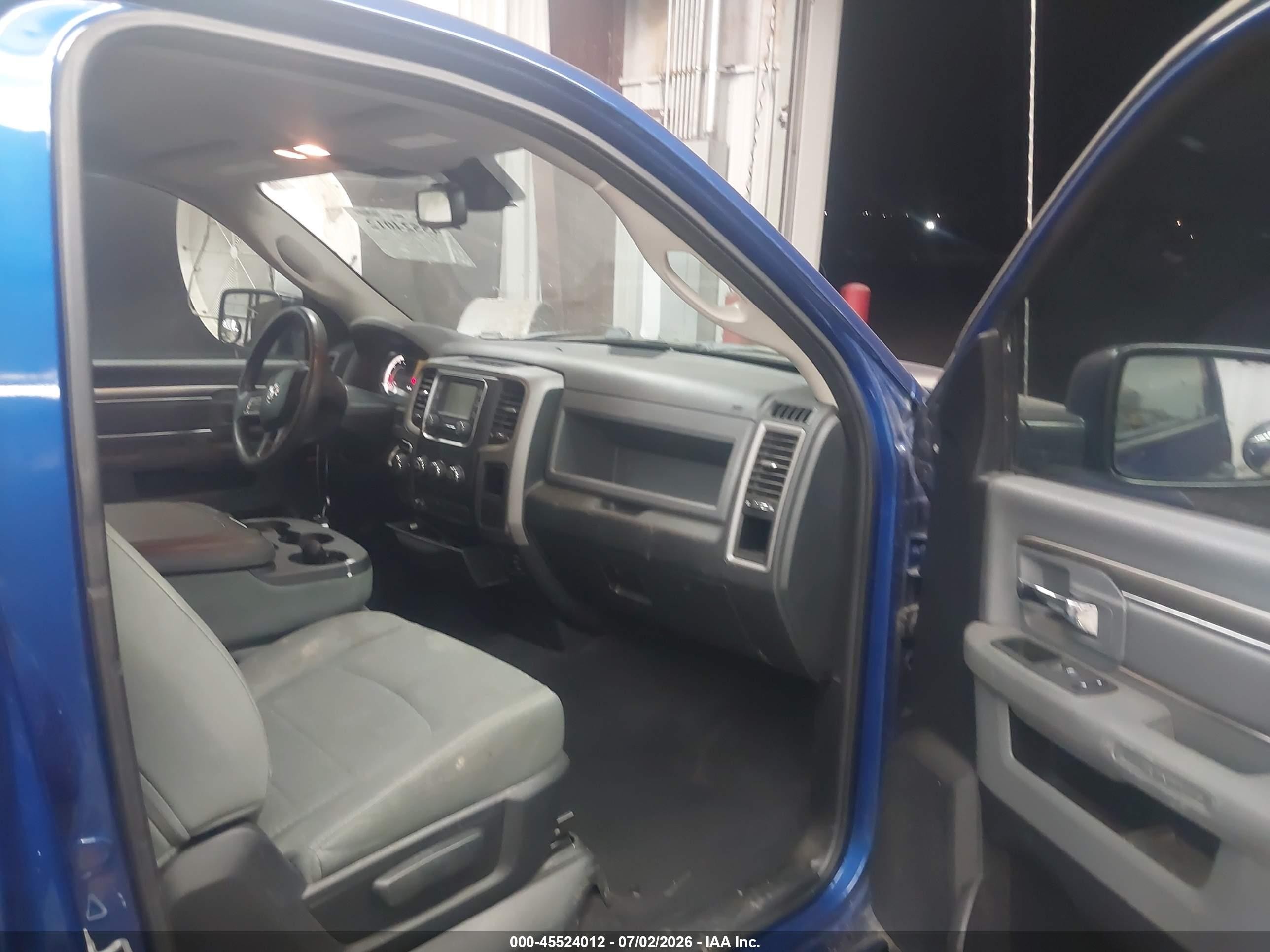 2015 Ram 1500 Express Blue vin: 3C6JR7AT7FG631626