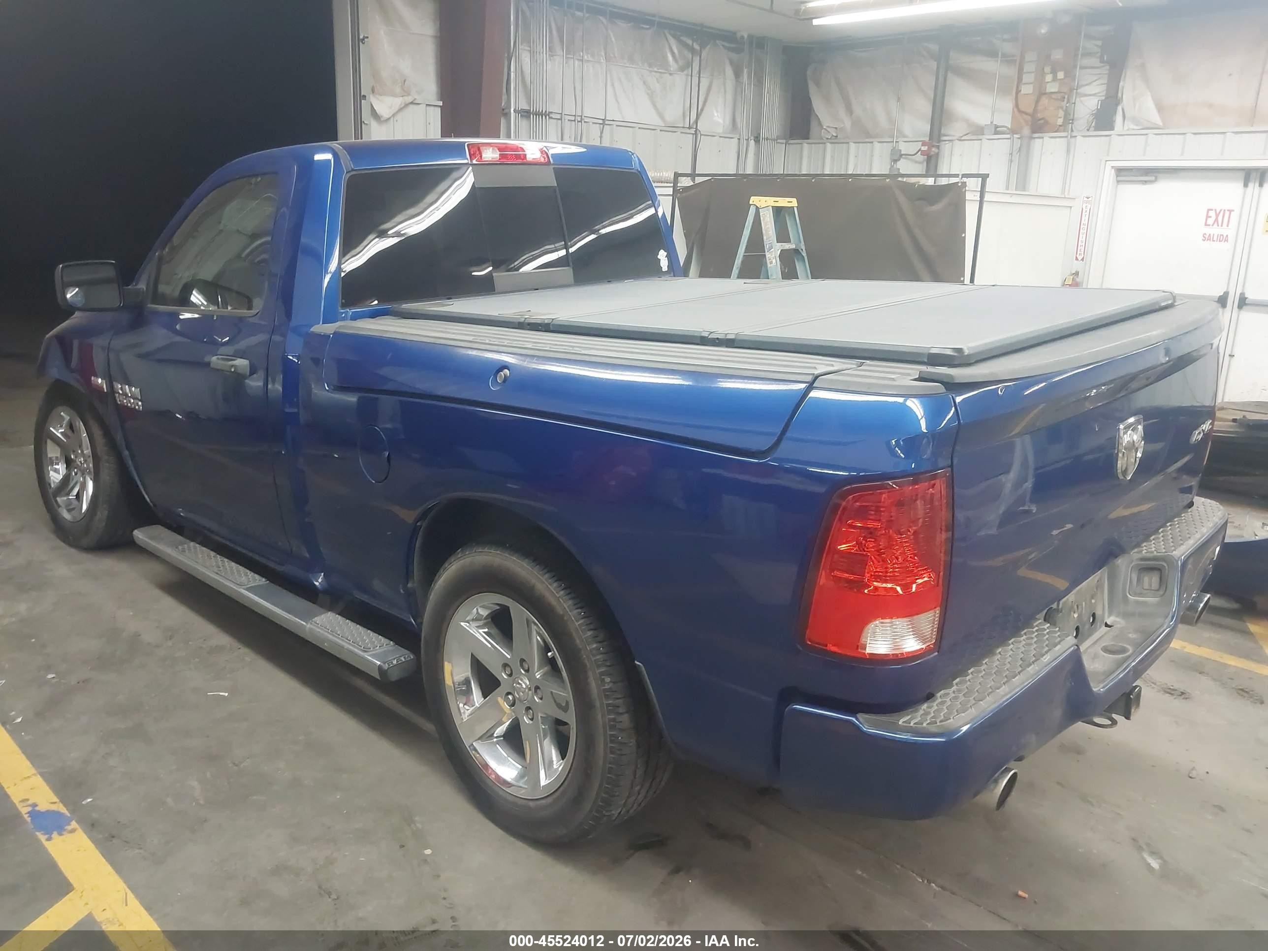 2015 Ram 1500 Express Blue vin: 3C6JR7AT7FG631626