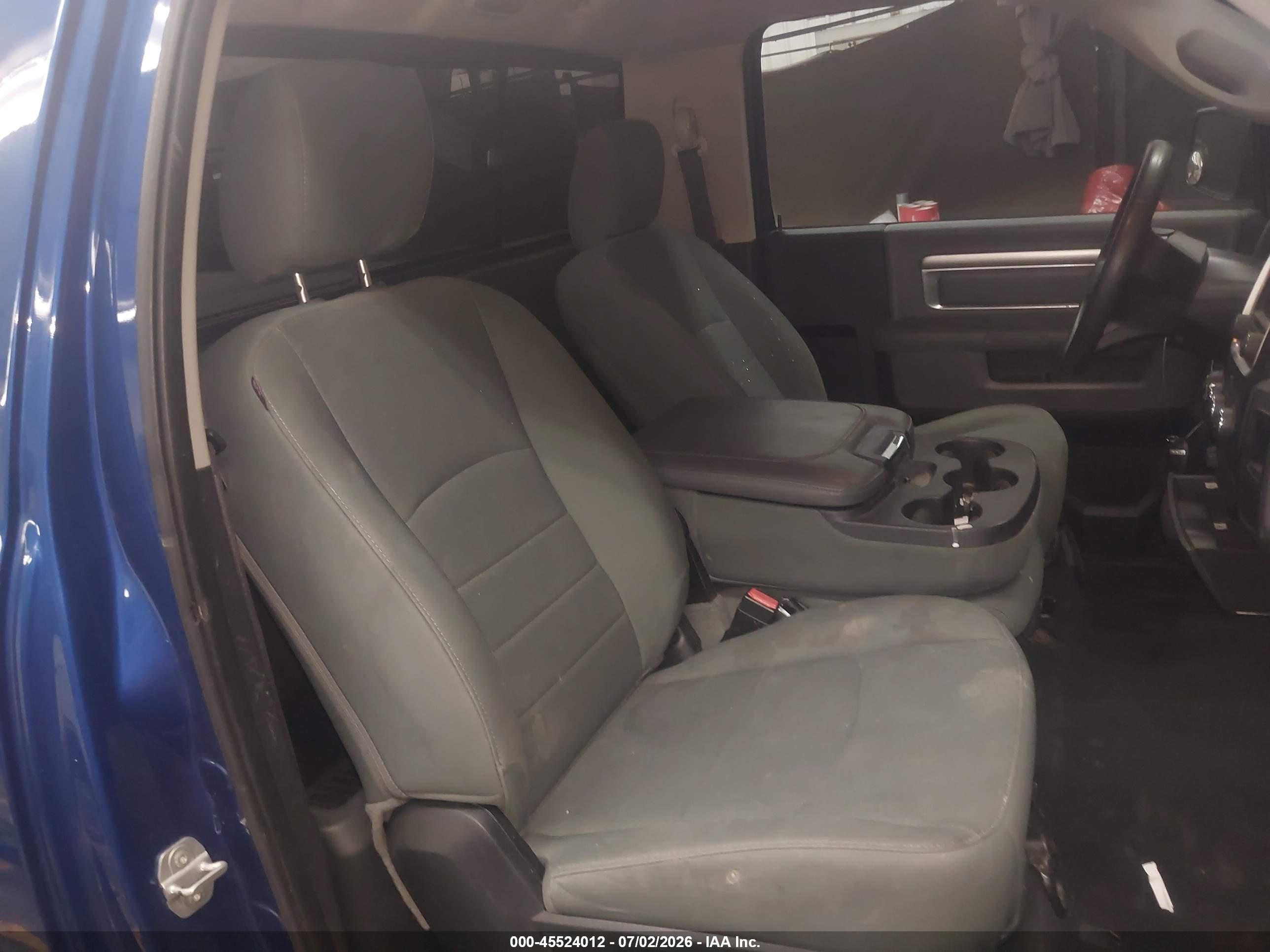 2015 Ram 1500 Express Blue vin: 3C6JR7AT7FG631626