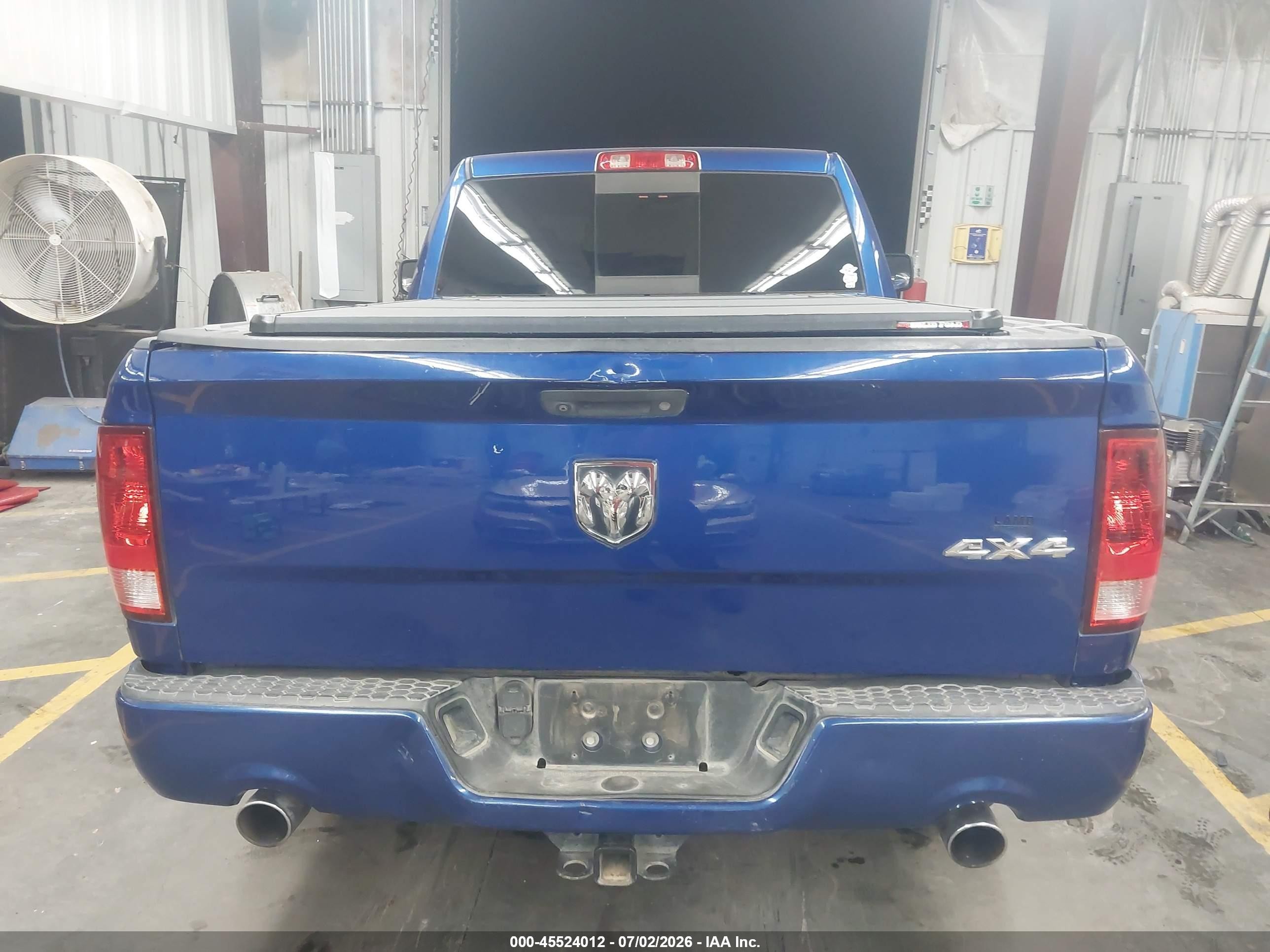 2015 Ram 1500 Express Blue vin: 3C6JR7AT7FG631626