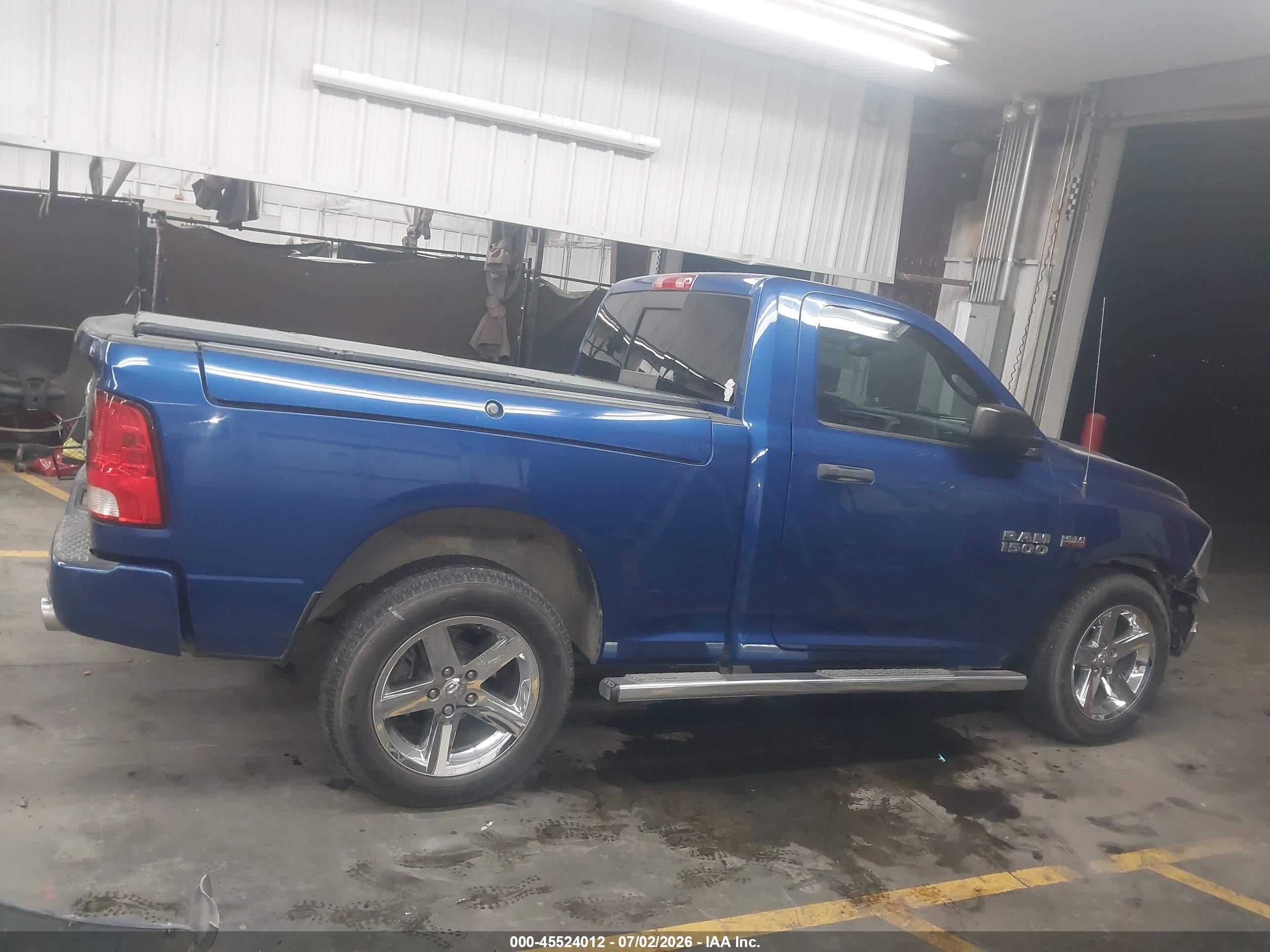 2015 Ram 1500 Express Blue vin: 3C6JR7AT7FG631626