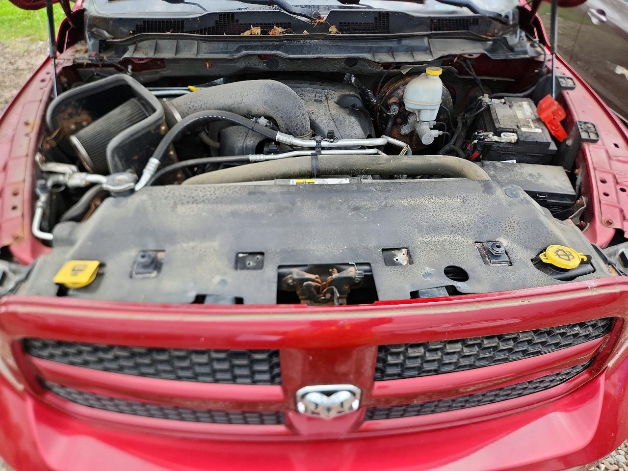 2013 Ram 1500 St Red vin: 3C6JR7AT8DG542631