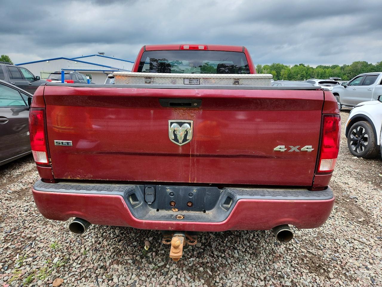 2013 Ram 1500 St Red vin: 3C6JR7AT8DG542631