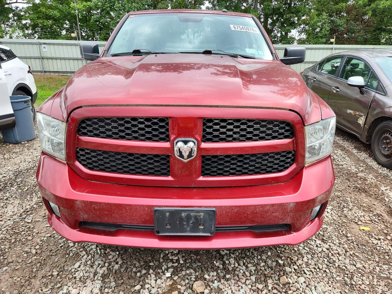 2013 Ram 1500 St Red vin: 3C6JR7AT8DG542631